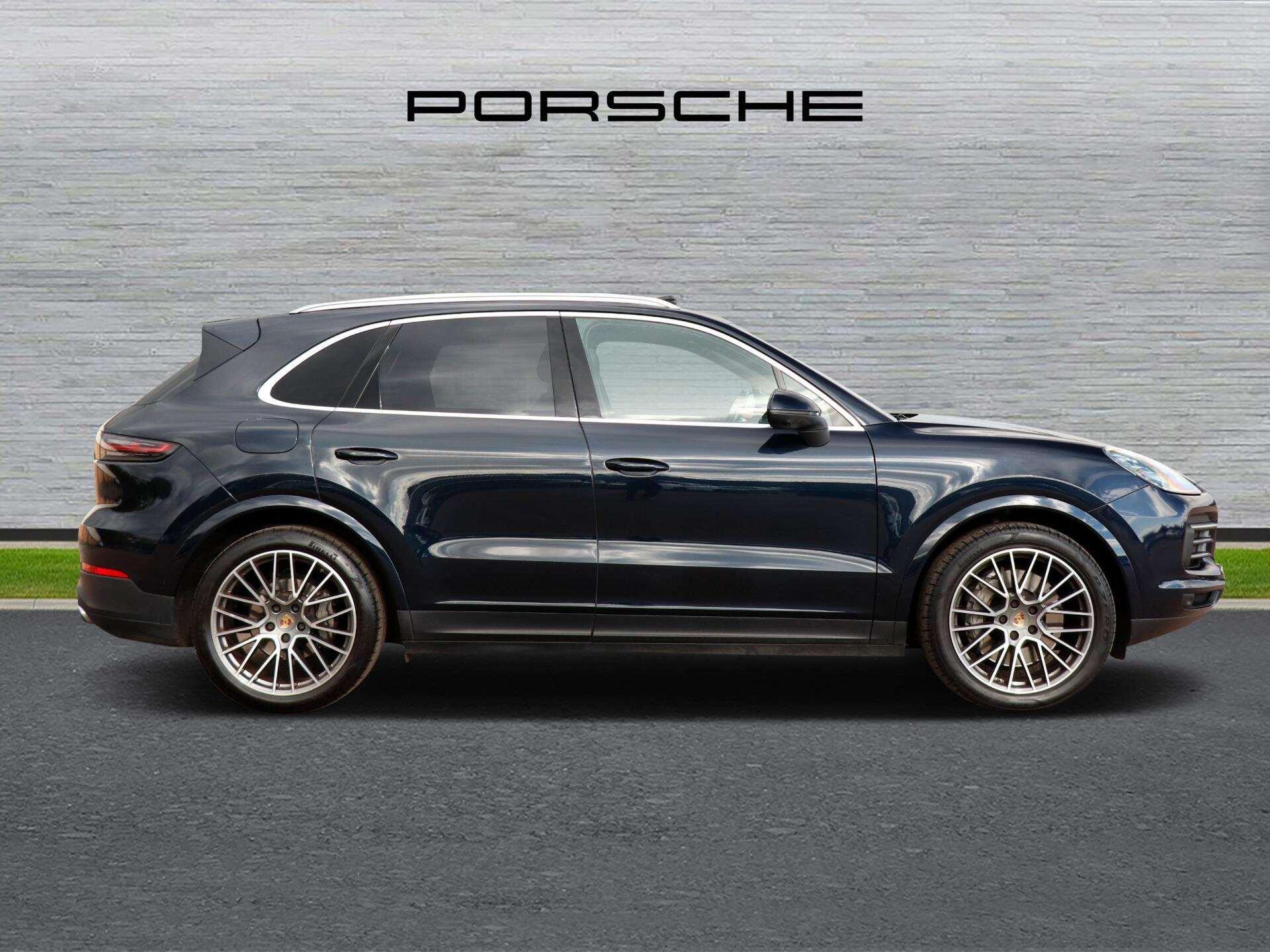 Porsche Cayenne view 2