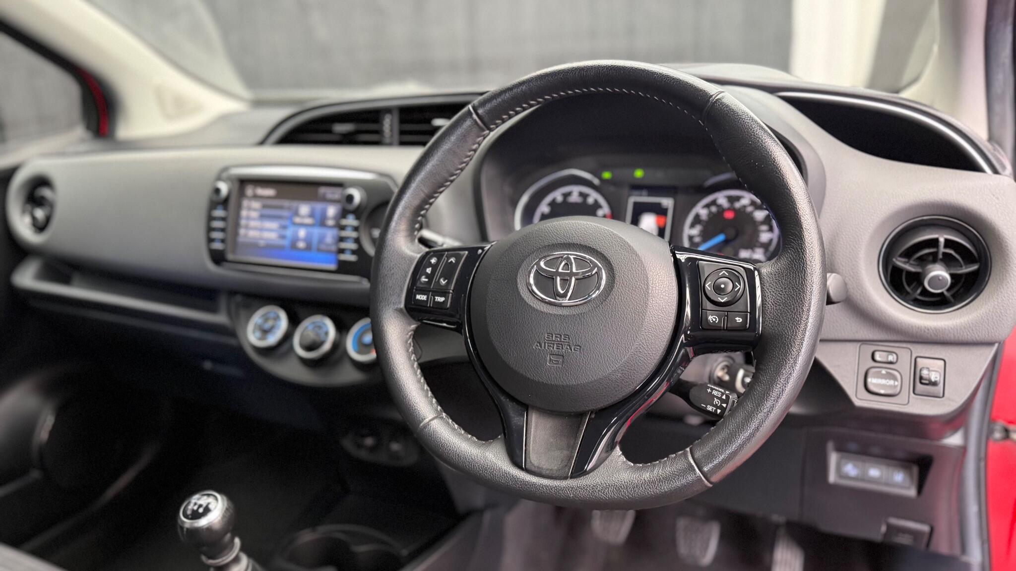 Toyota Yaris view 18