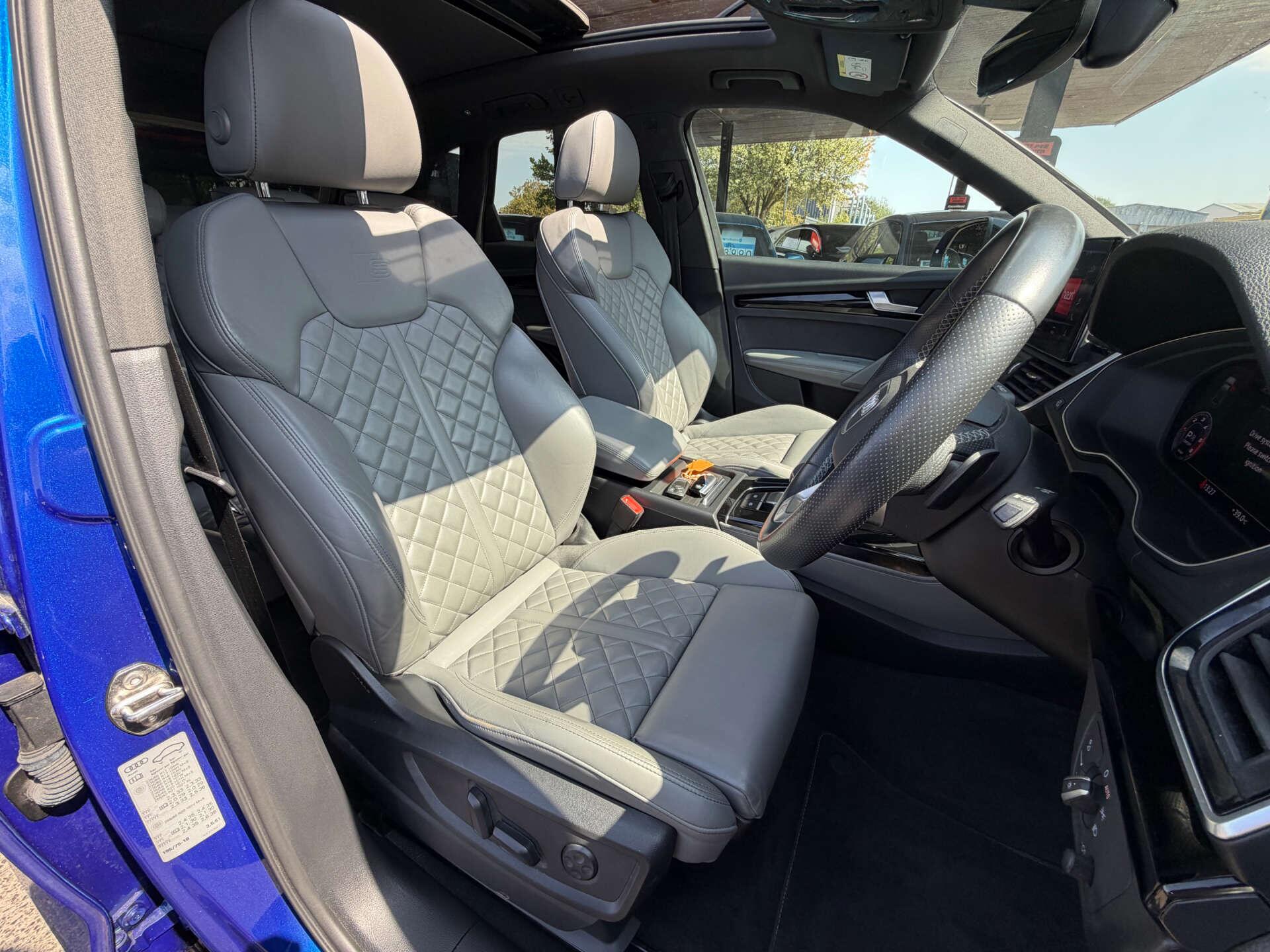 Audi Q5 view 19