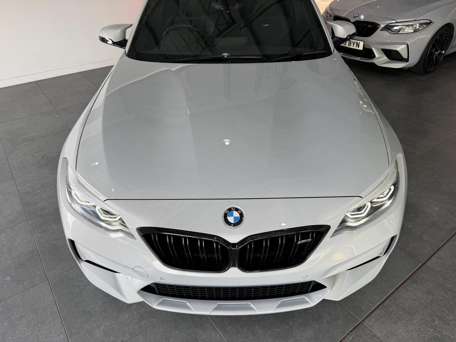 BMW M2 view 21