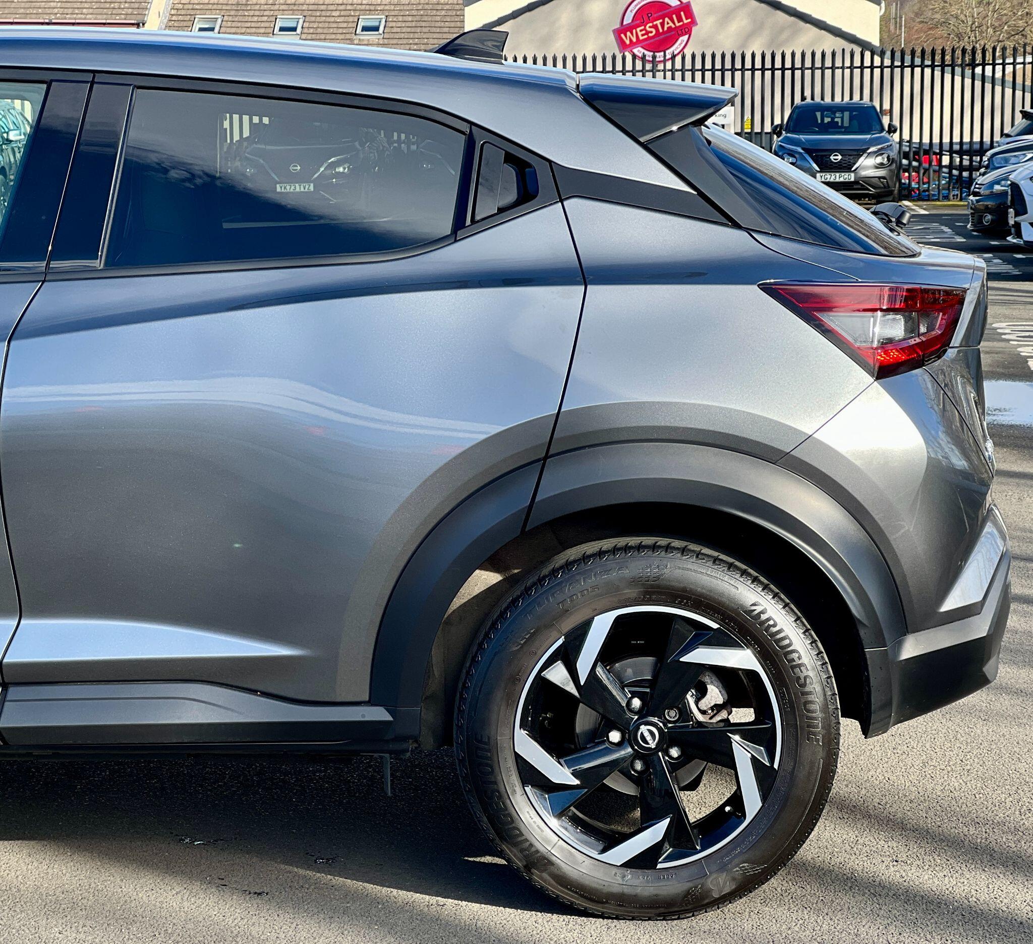 Nissan Juke view 35