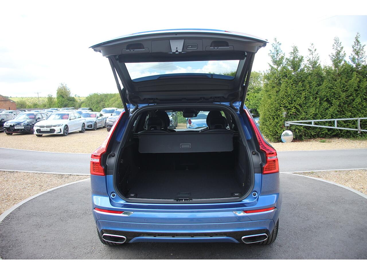Volvo XC60 view 40
