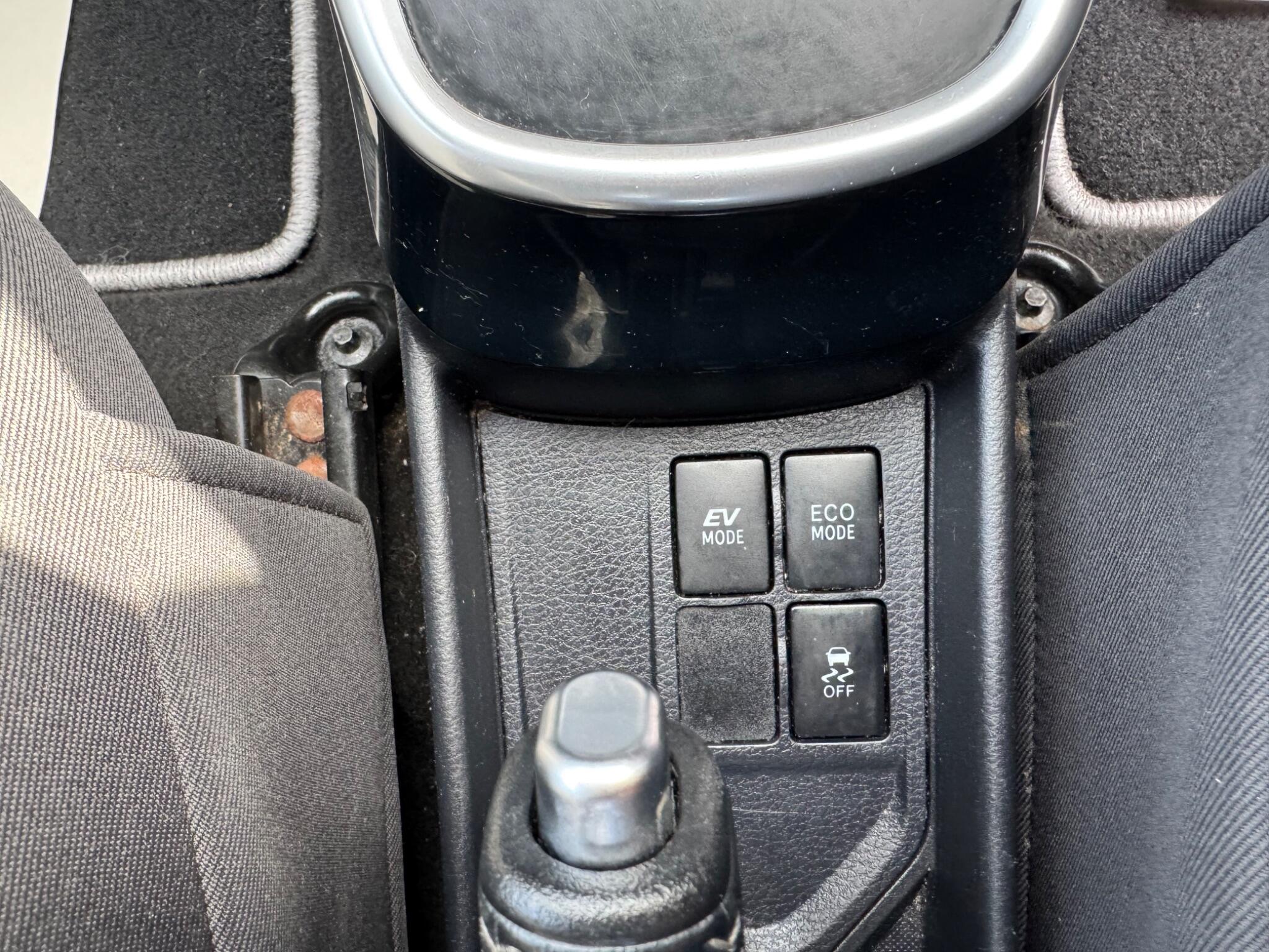 Toyota Yaris view 21