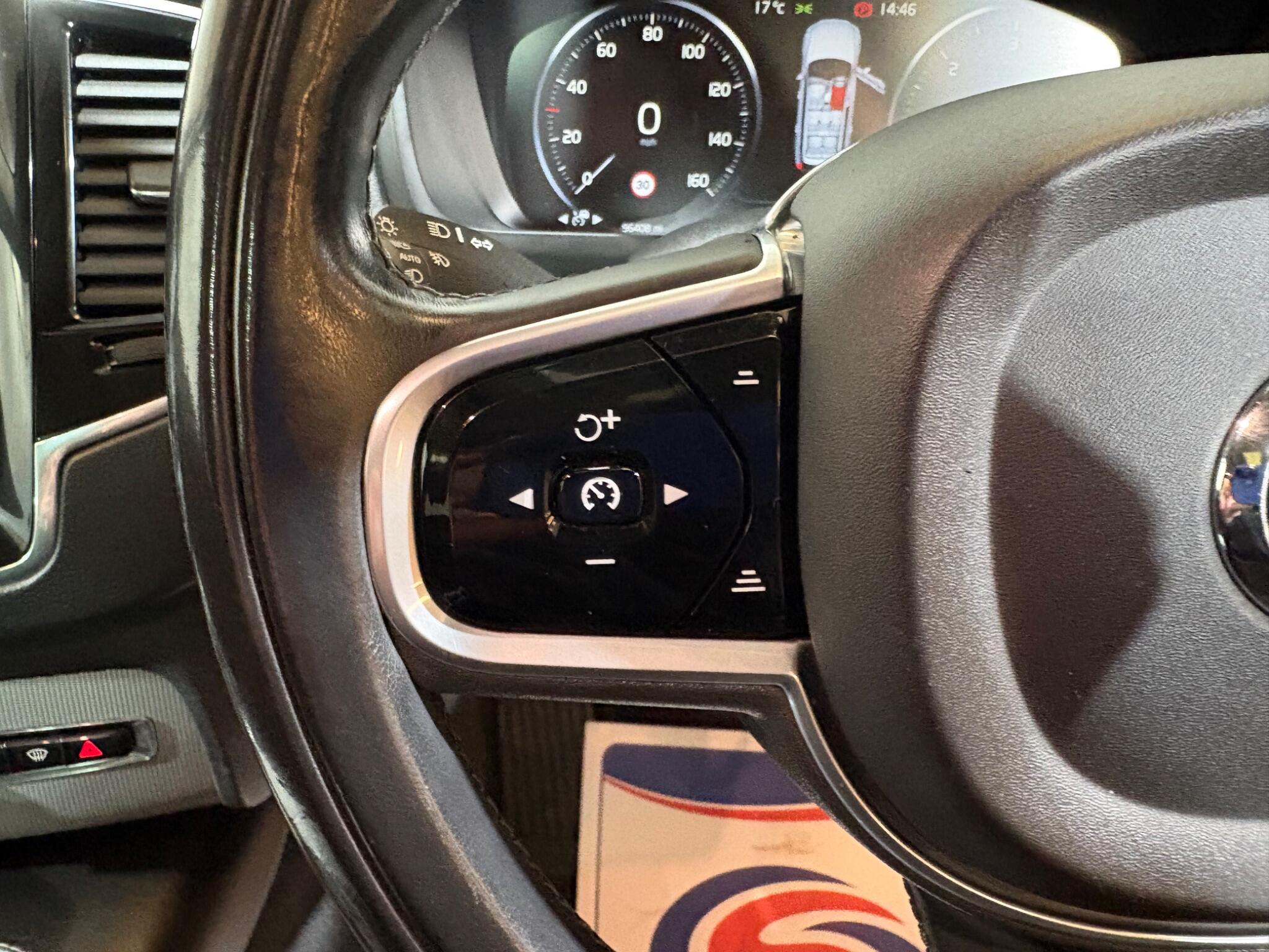 Volvo XC90 view 89