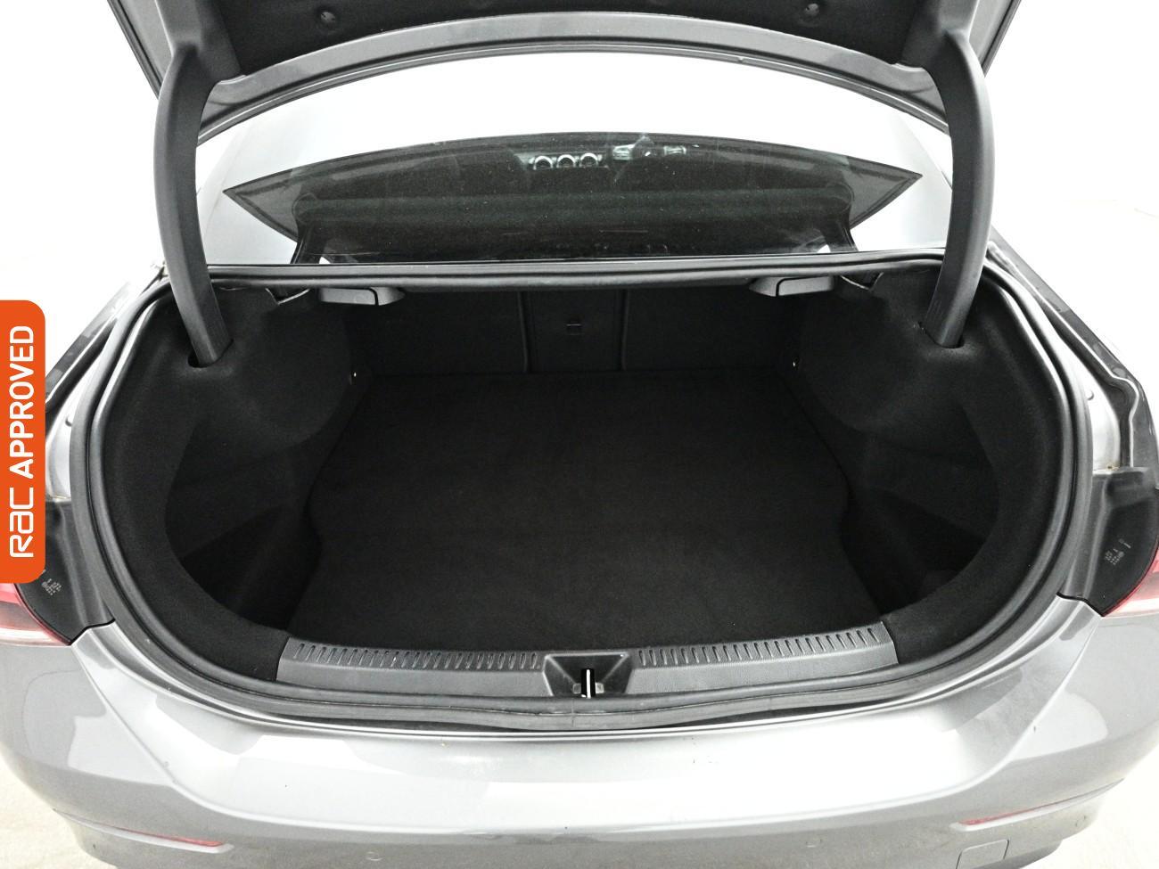 Mercedes-Benz A-Class view 26