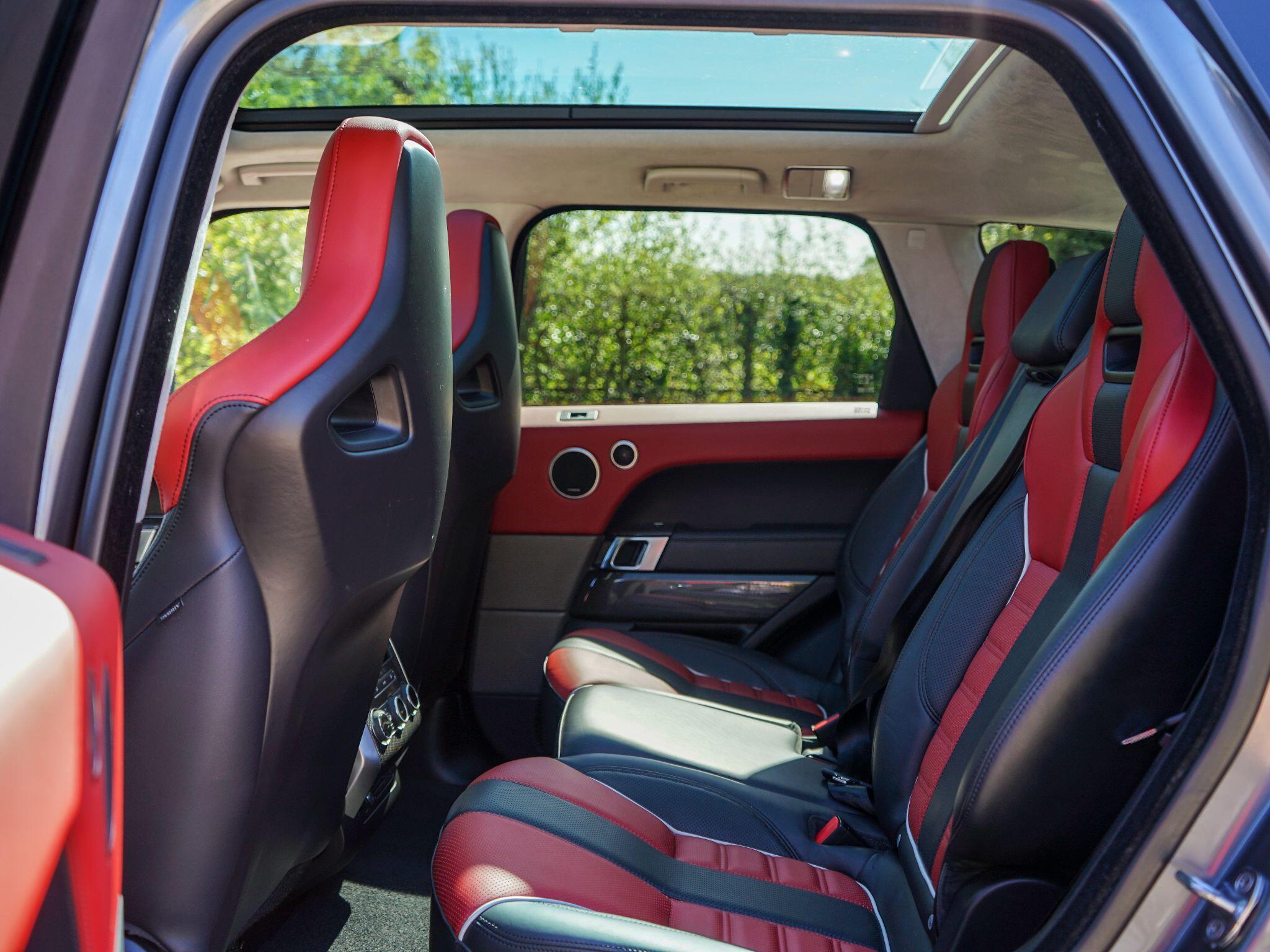 Land Rover Range Rover Sport view 13