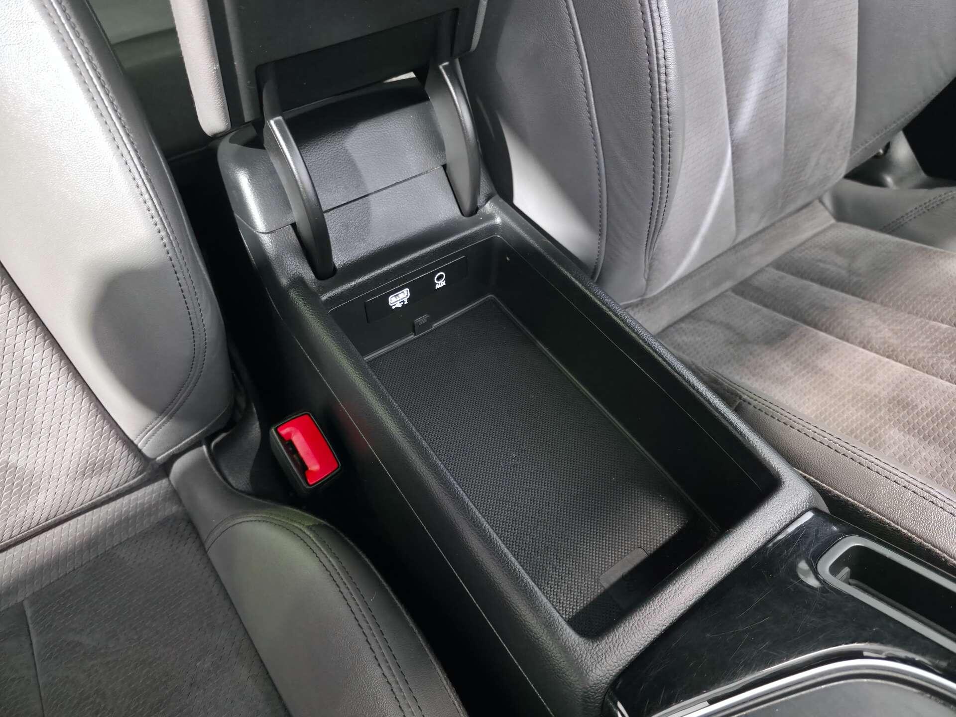 Audi A4 view 47