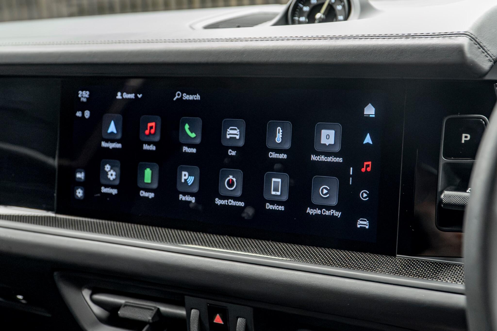 Porsche Cayenne view 33