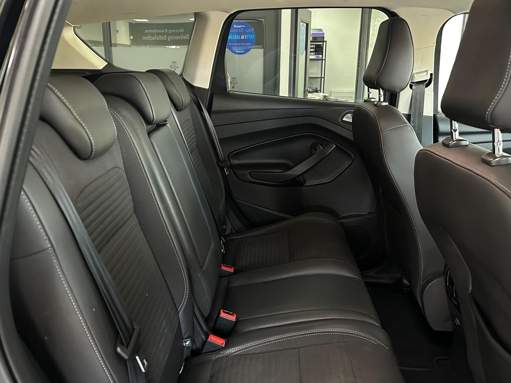 Ford Kuga view 24