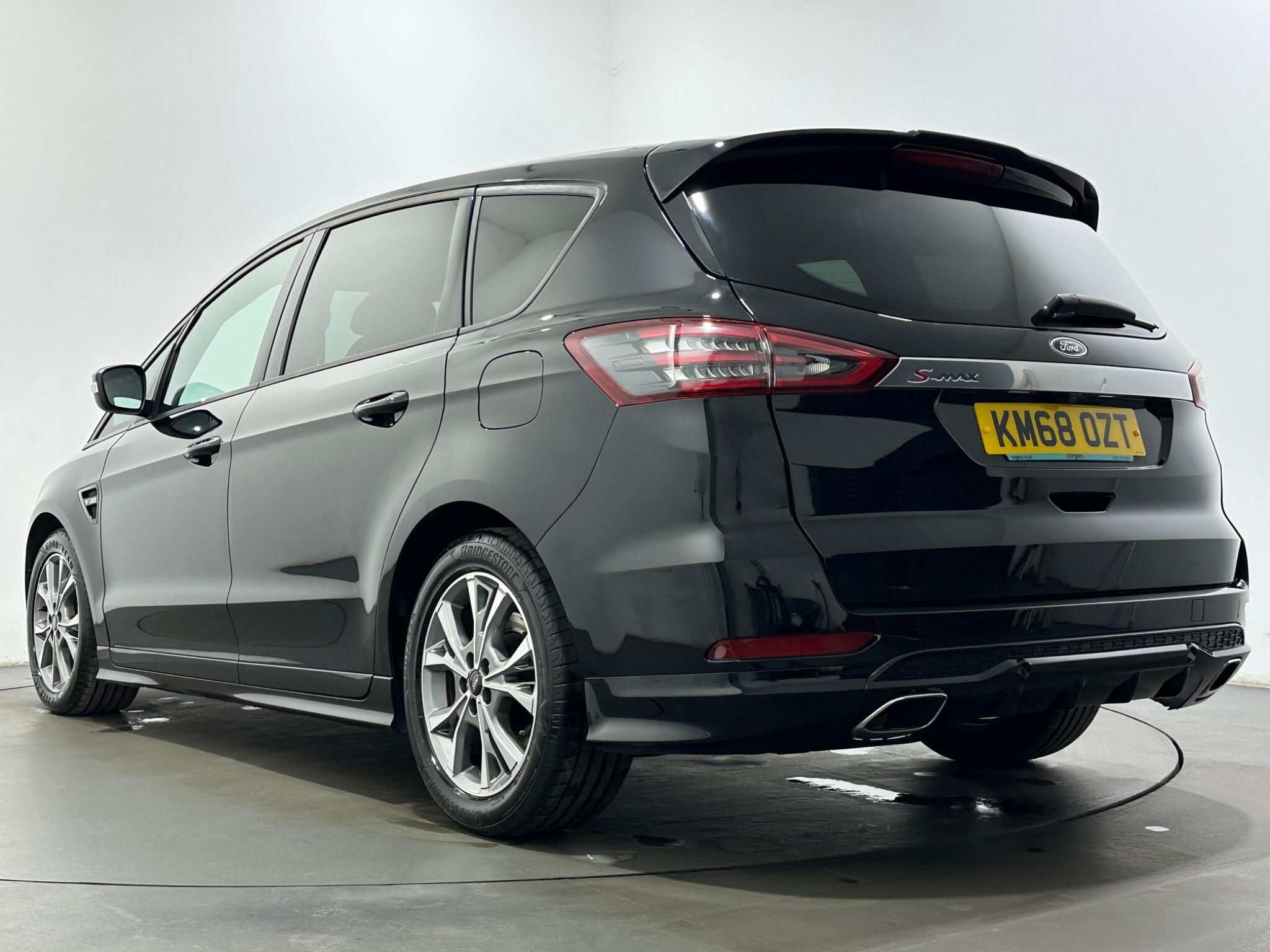Ford S-Max view 50