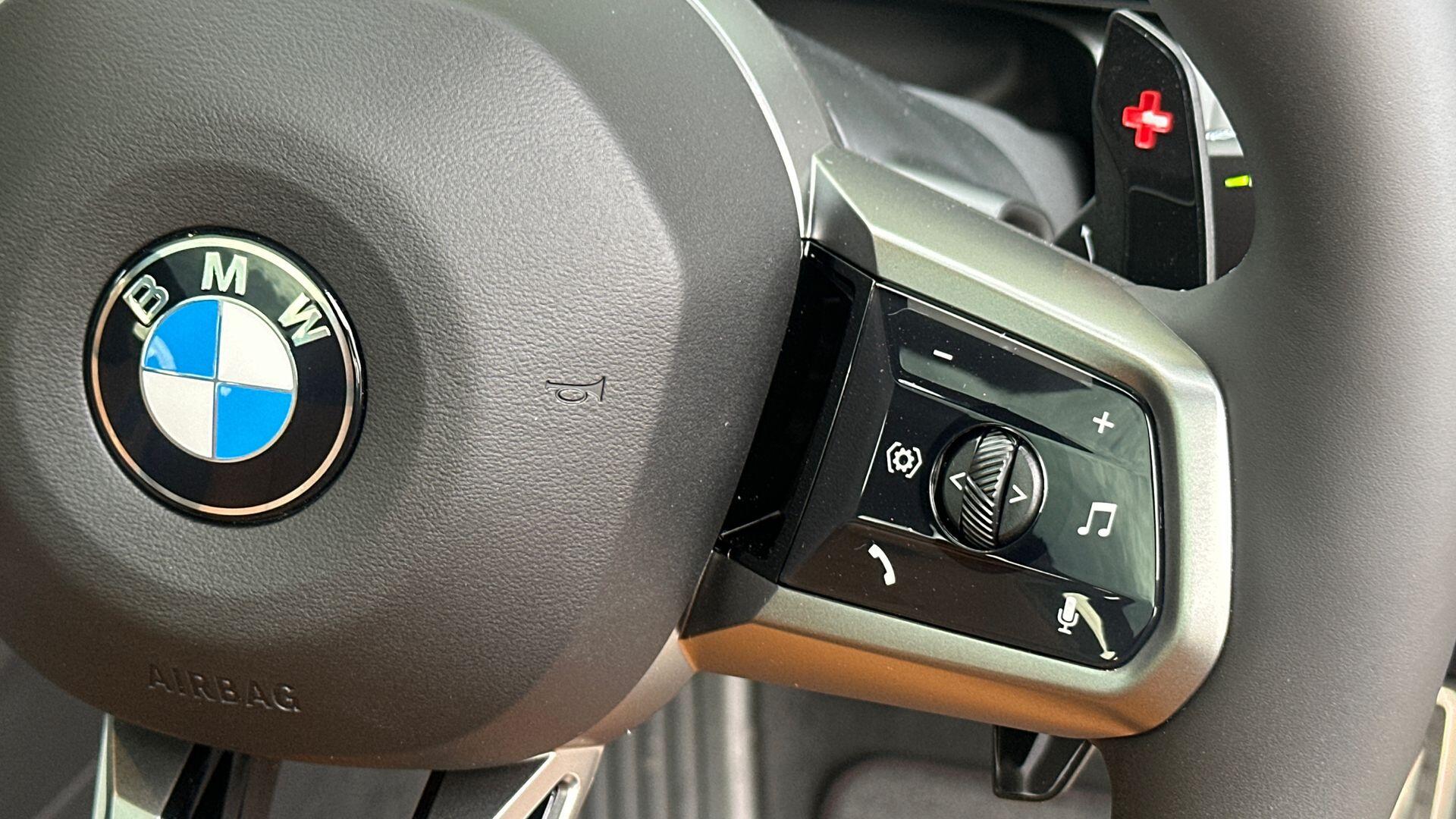 BMW X3 view 18