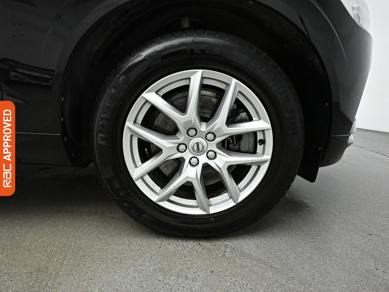 Volvo XC60 view 14