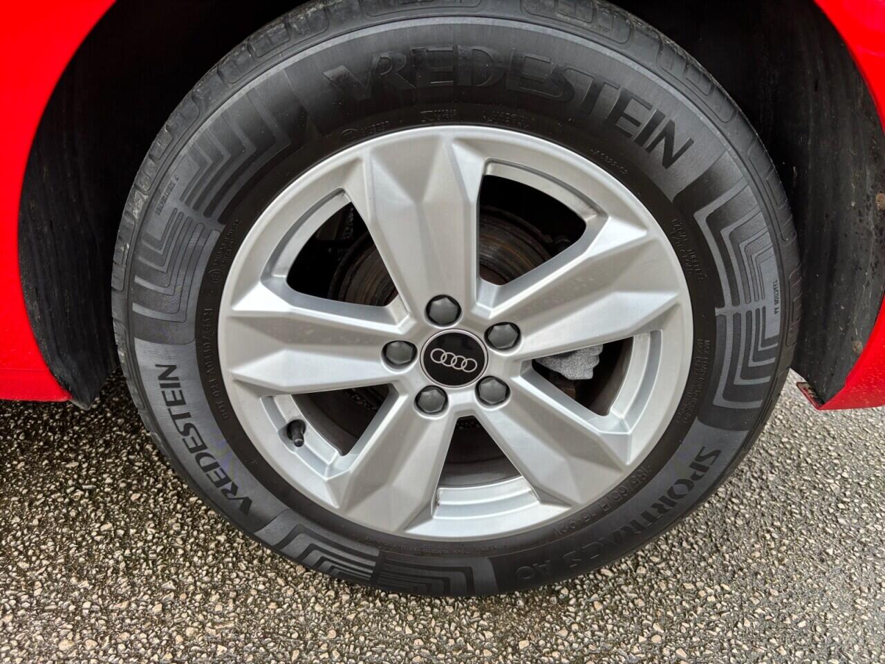Audi A1 view 24