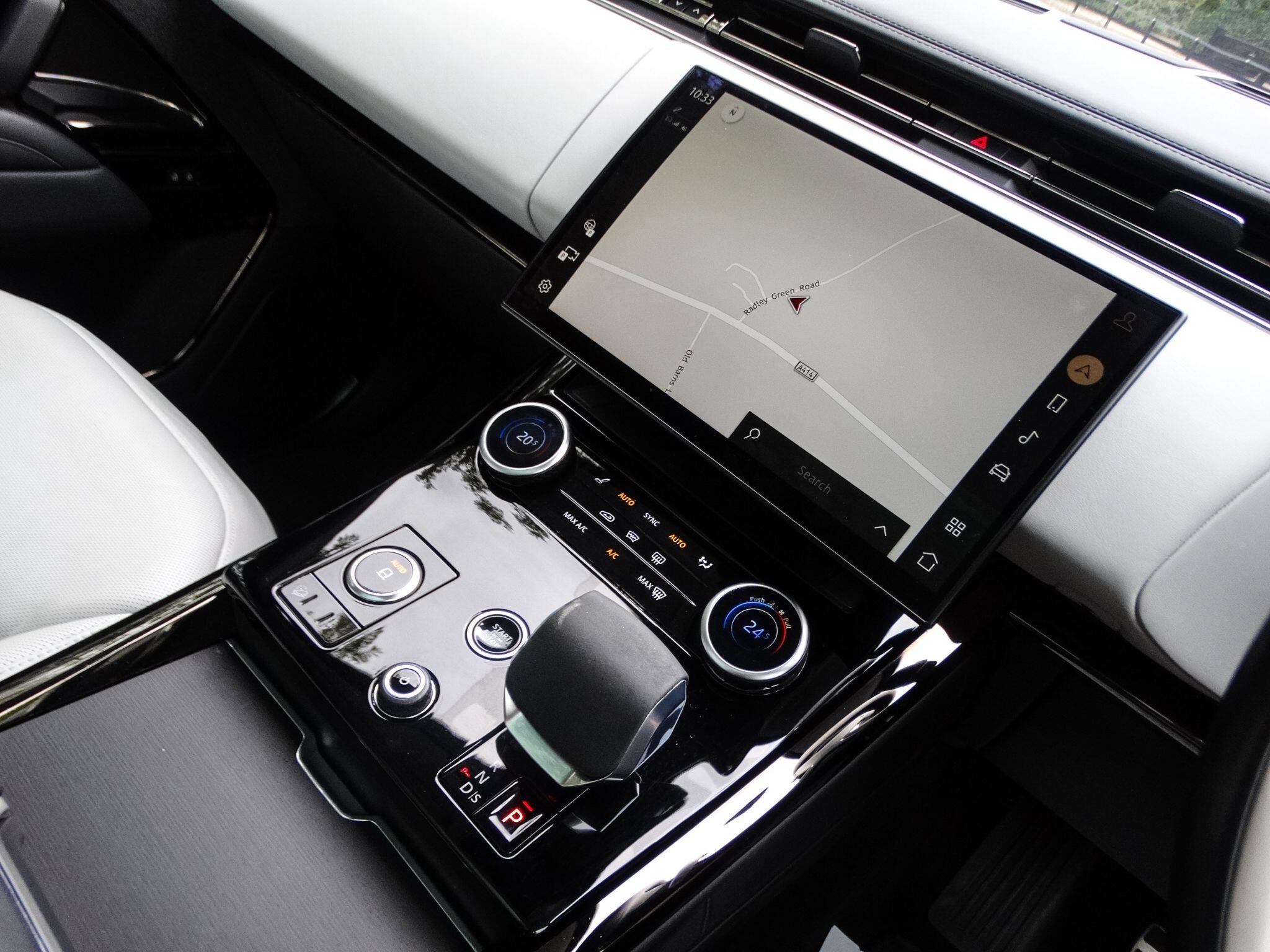 Land Rover Range Rover Sport view 6
