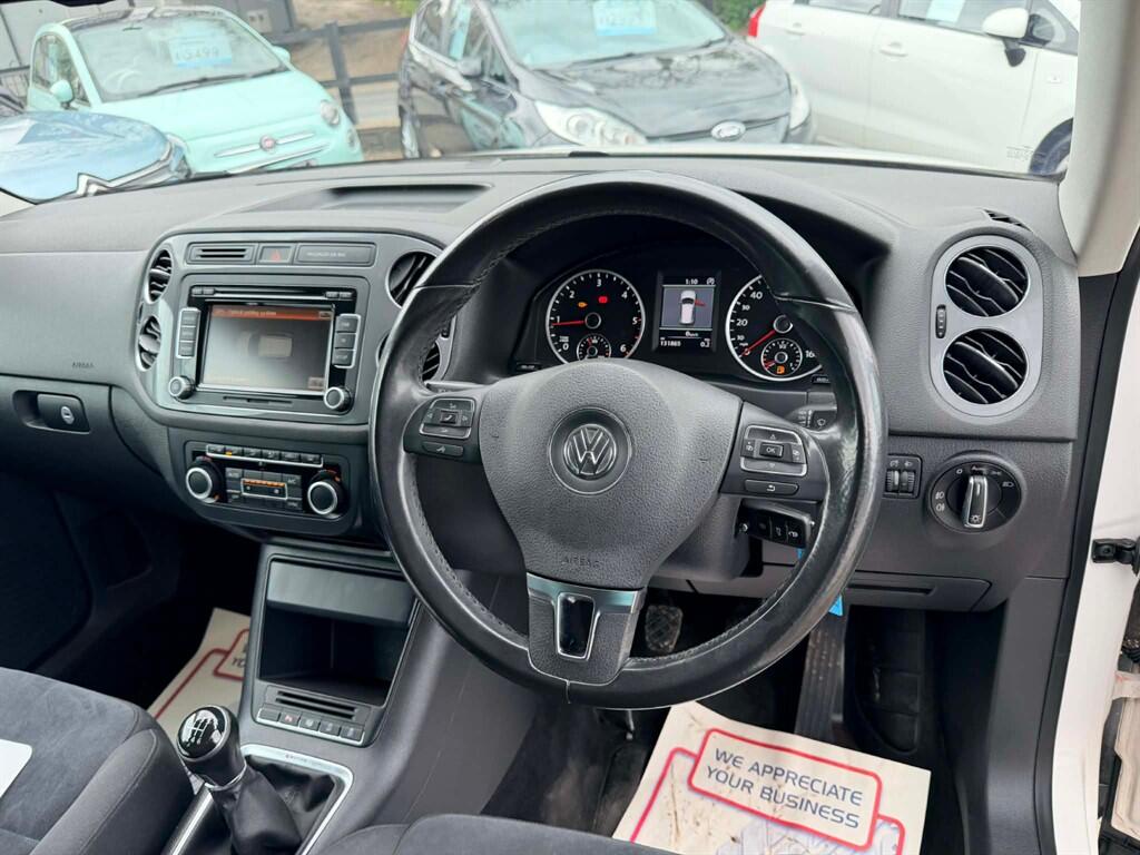 Volkswagen Tiguan view 10