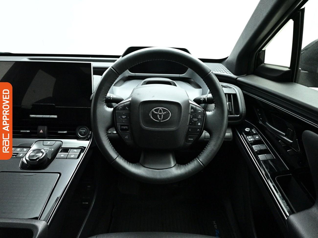 Toyota bZ4X view 10