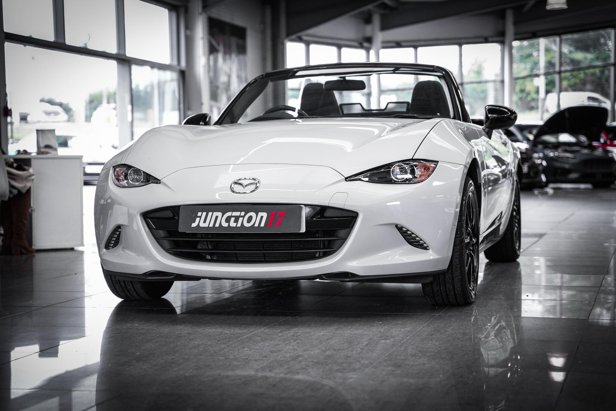 Mazda MX-5 view 13