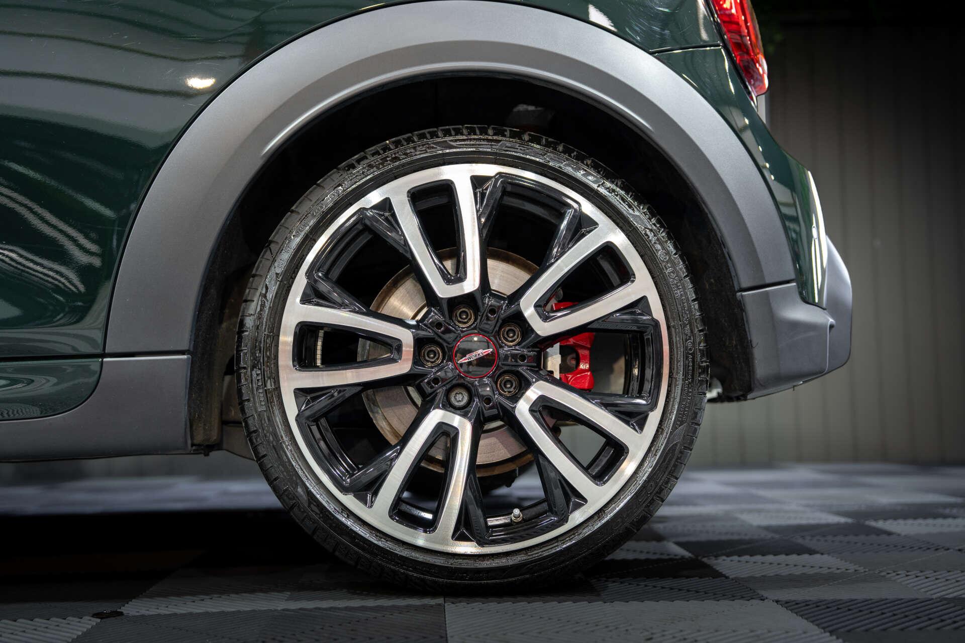 Mini Cooper view 36