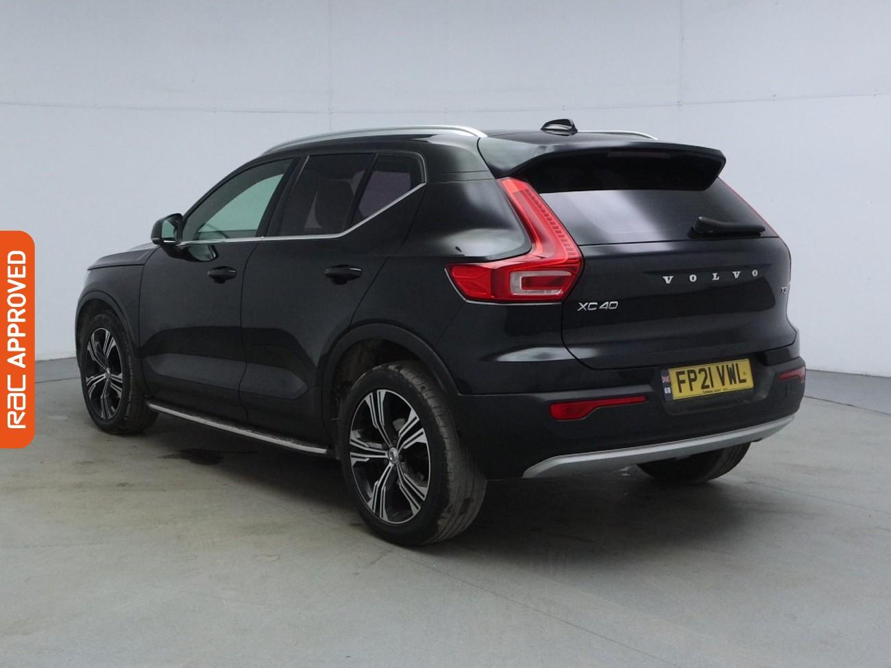 Volvo XC40 view 4