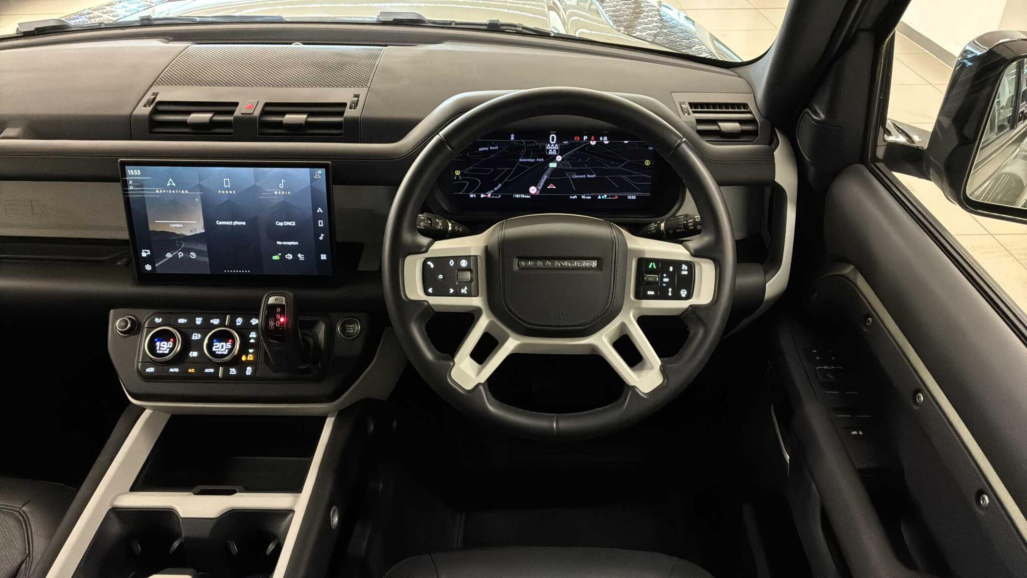 Land Rover Defender view 15