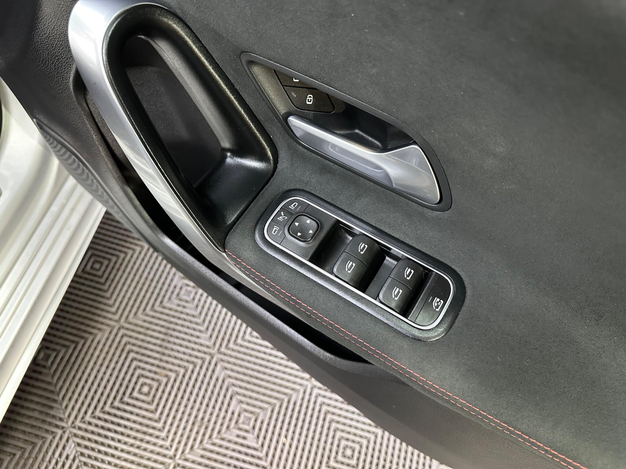 Mercedes-Benz A-Class view 29