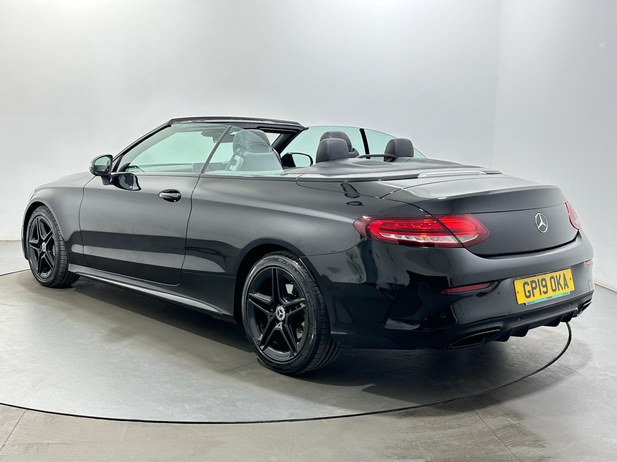 Mercedes-Benz C Class view 6
