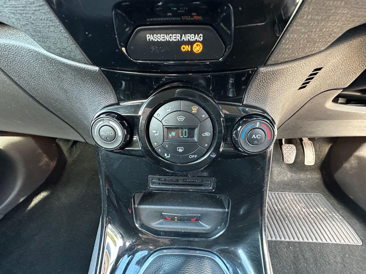 Ford Fiesta view 44