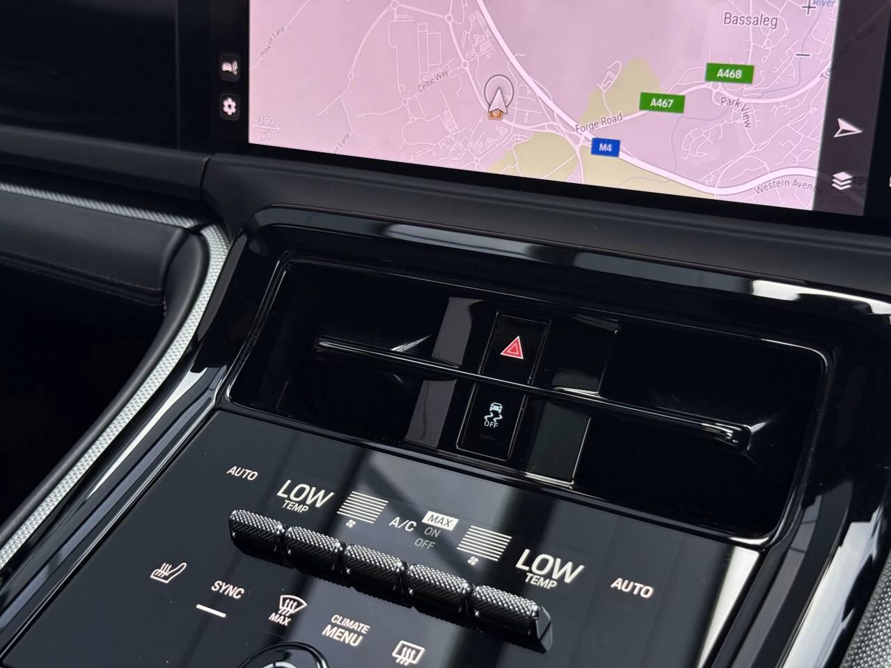 Porsche Panamera view 28