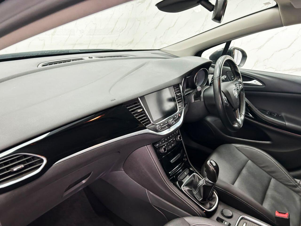 Vauxhall Astra view 14