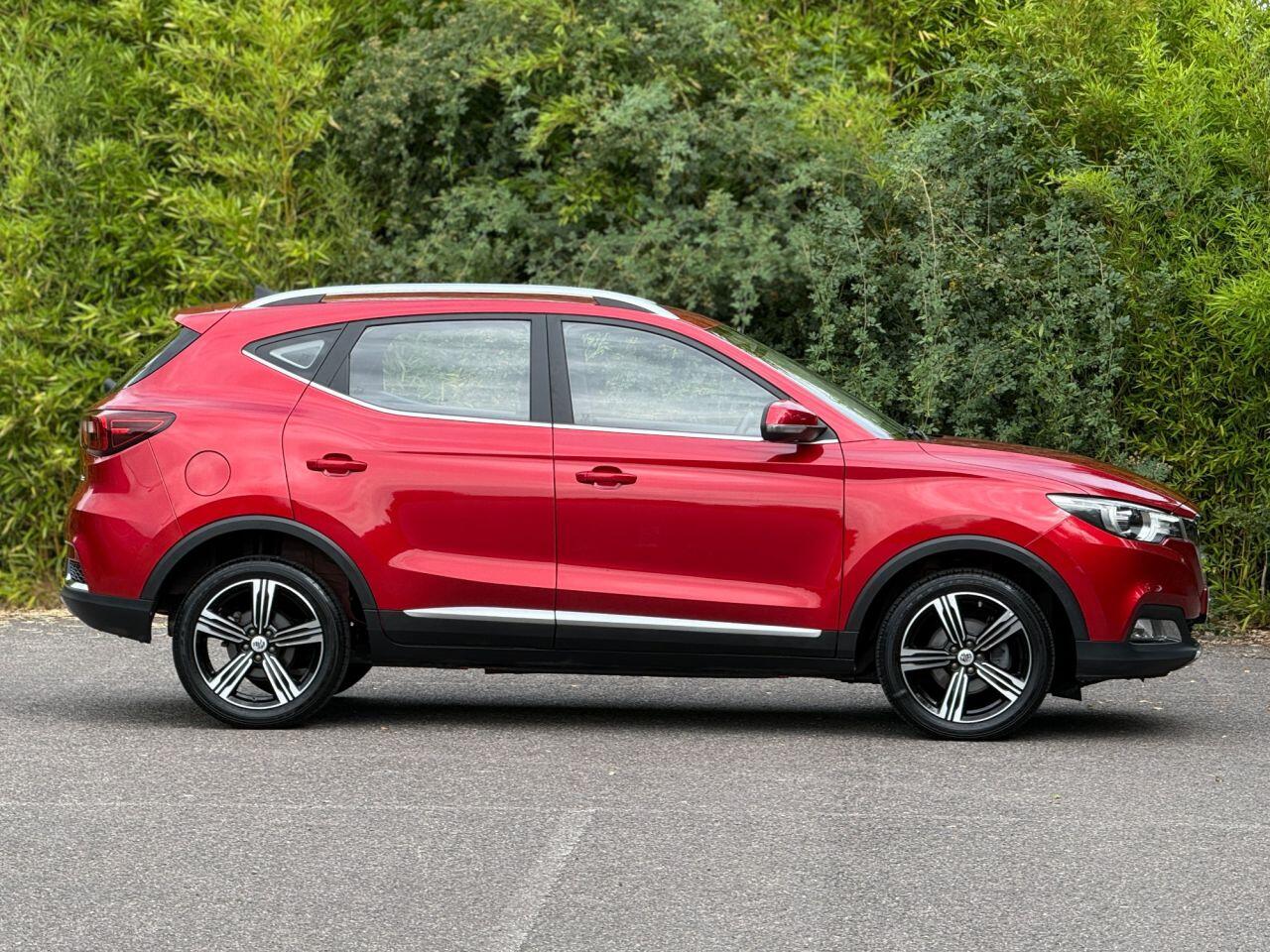 MG MG ZS view 3