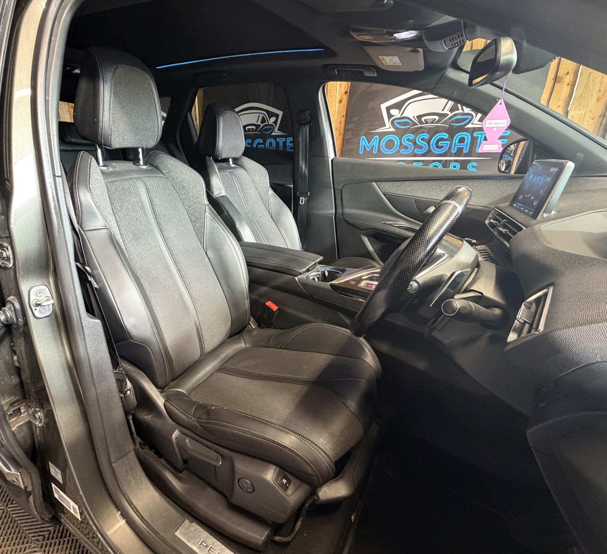 Peugeot 3008 view 19