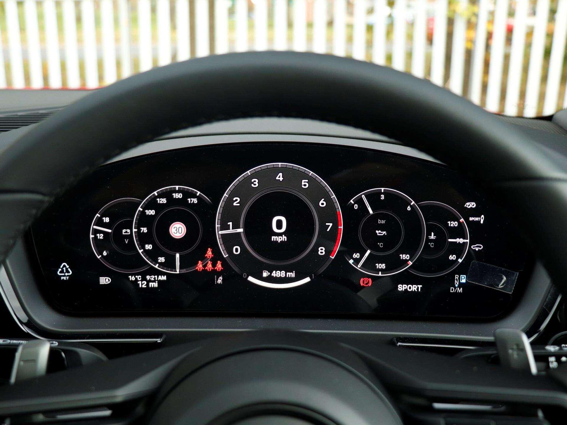 Porsche Cayenne view 13