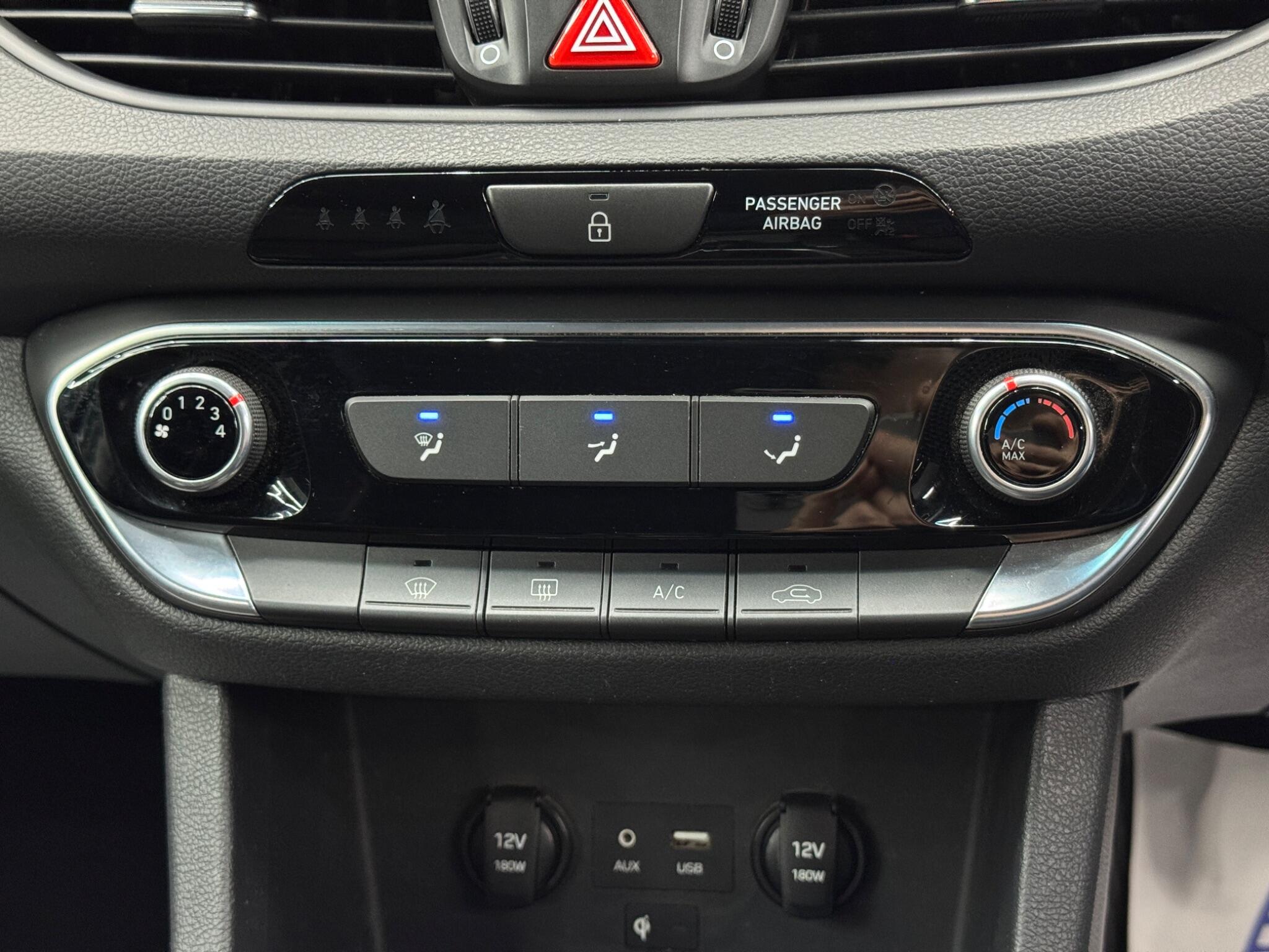 Hyundai i30 view 24