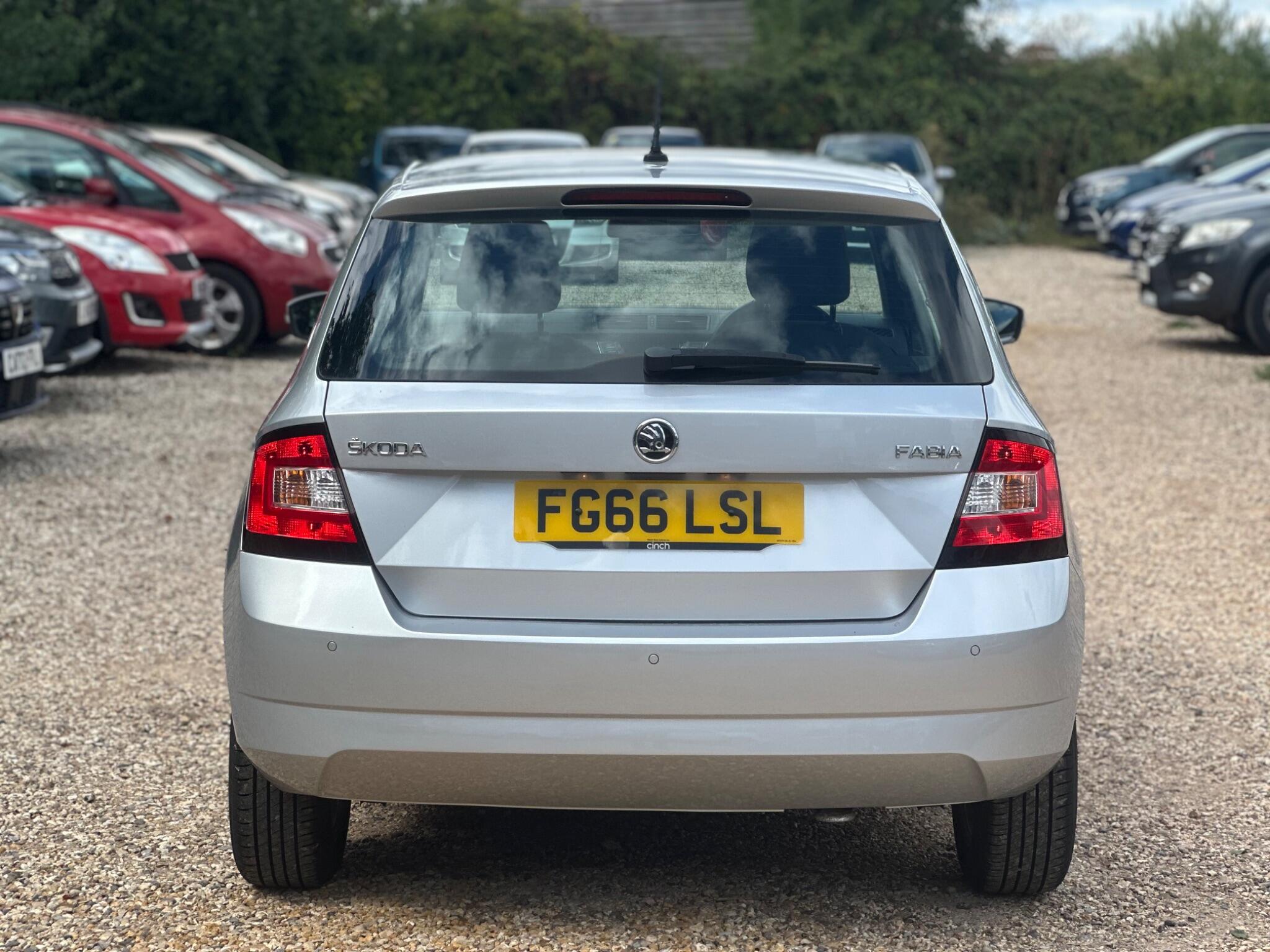 Skoda Fabia view 15
