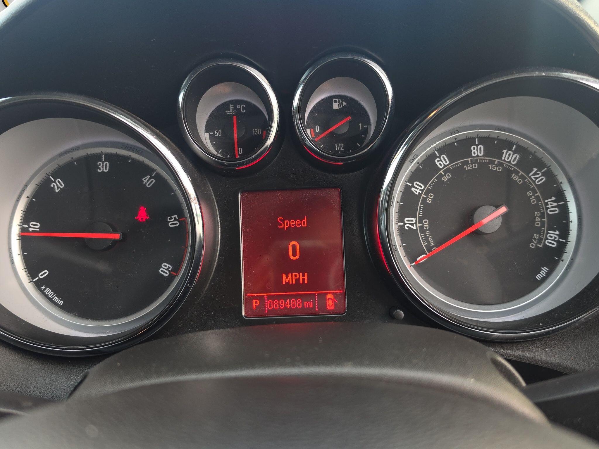Vauxhall Astra GTC view 23
