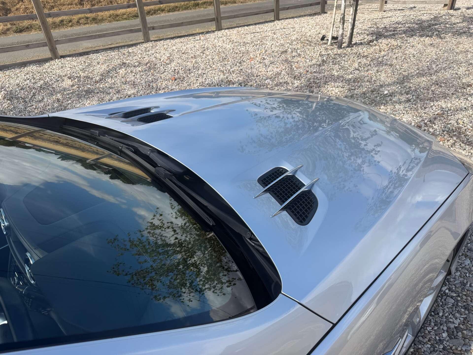 Mercedes-Benz SL view 14