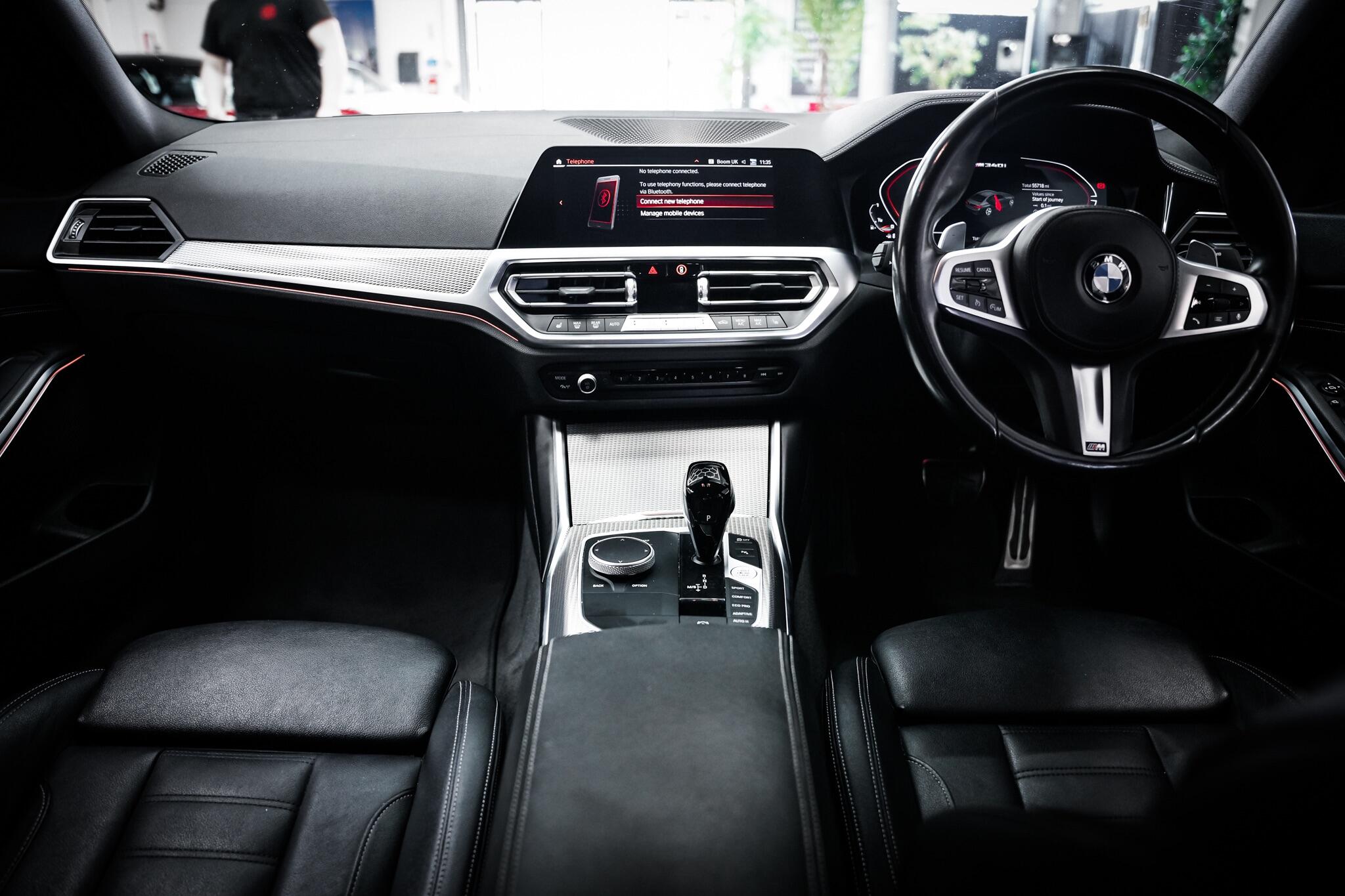 BMW 3 Series view 21