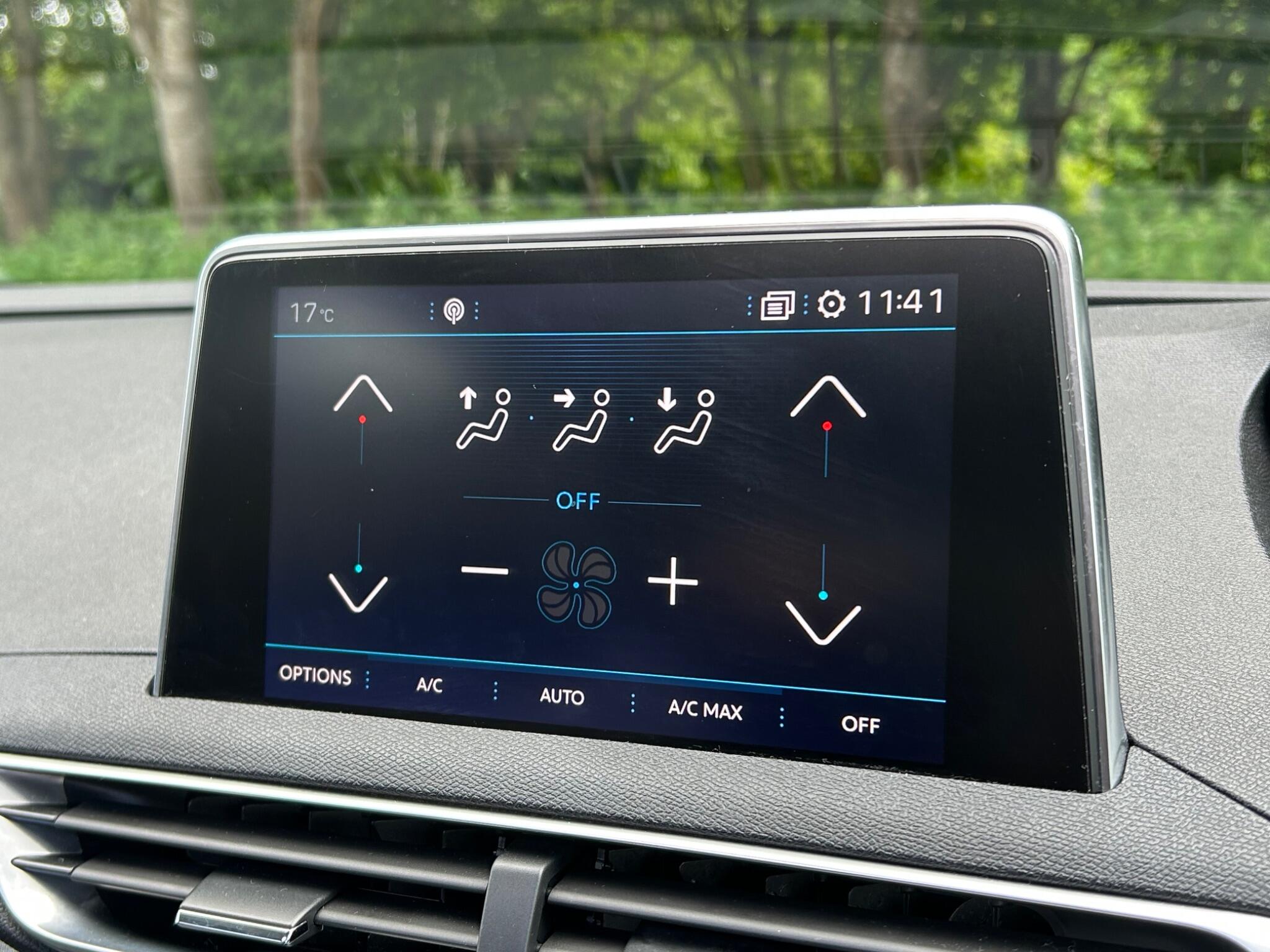 Peugeot 3008 view 41