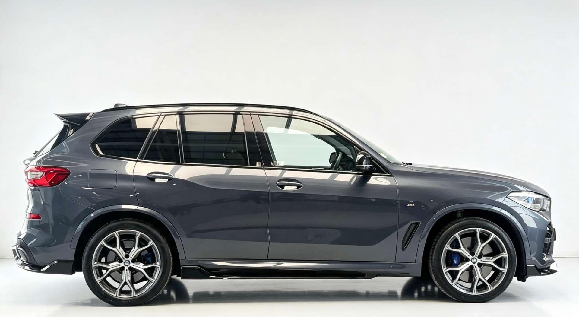 BMW X5 view 12