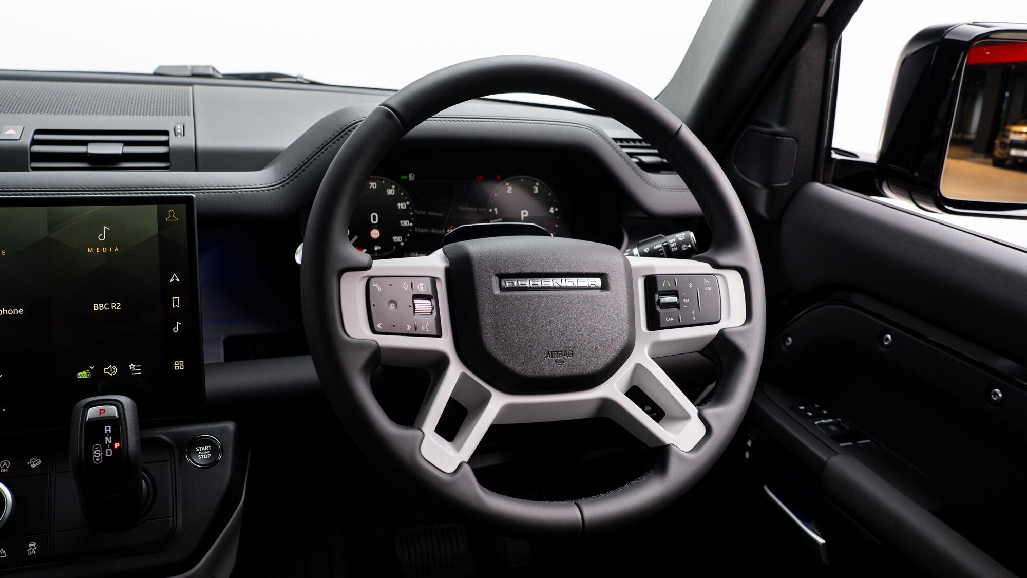 Land Rover Defender view 39
