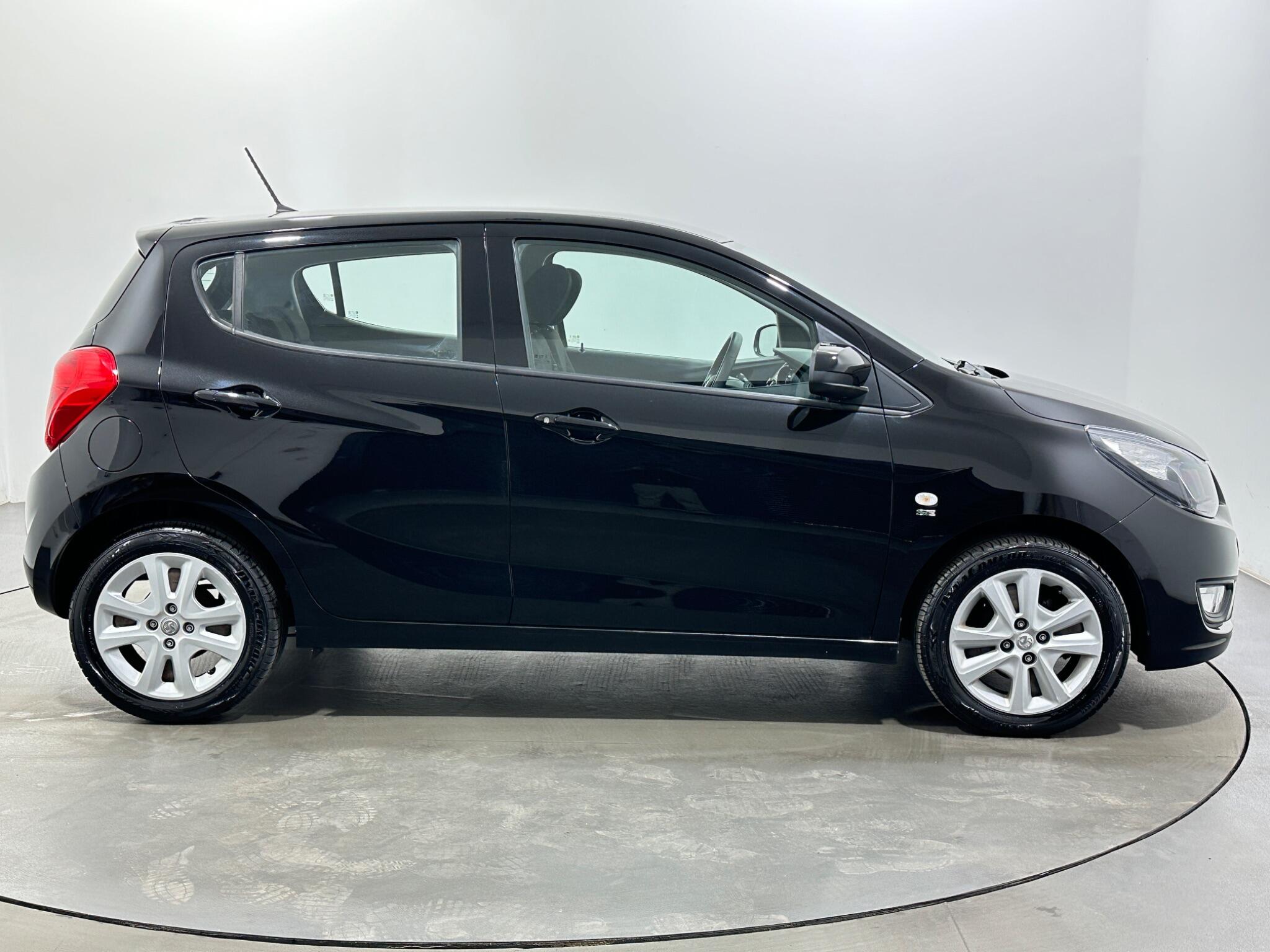 Vauxhall Viva view 9