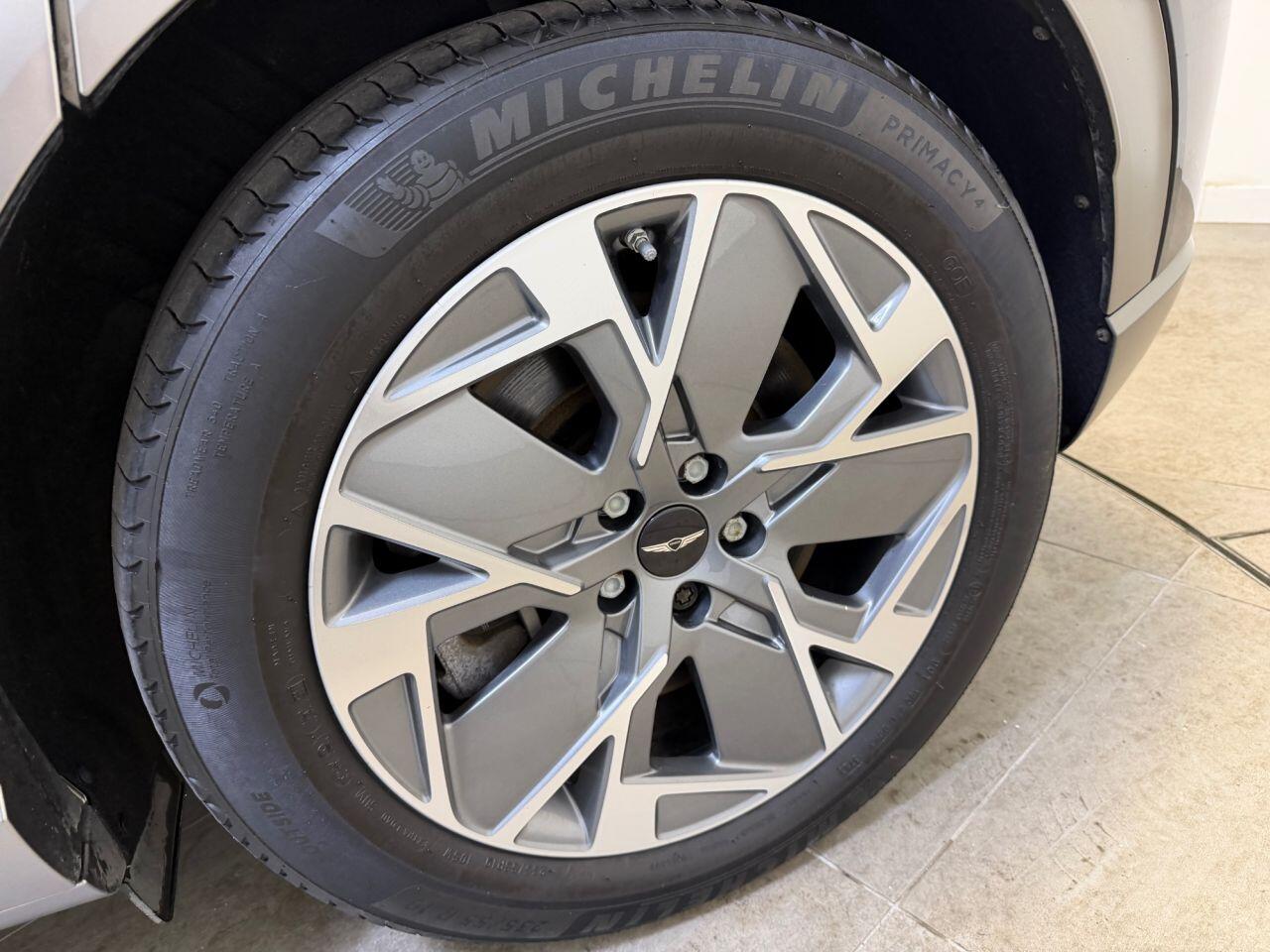 Genesis GV60 view 22