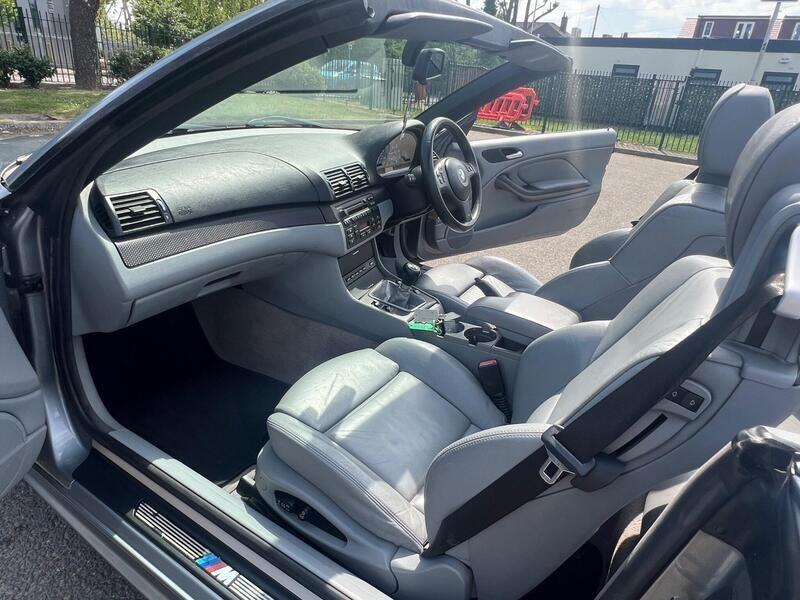 BMW 3 Series view 22
