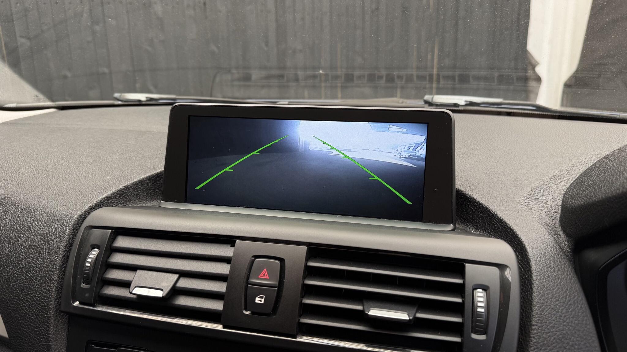 BMW 1 Series view 22