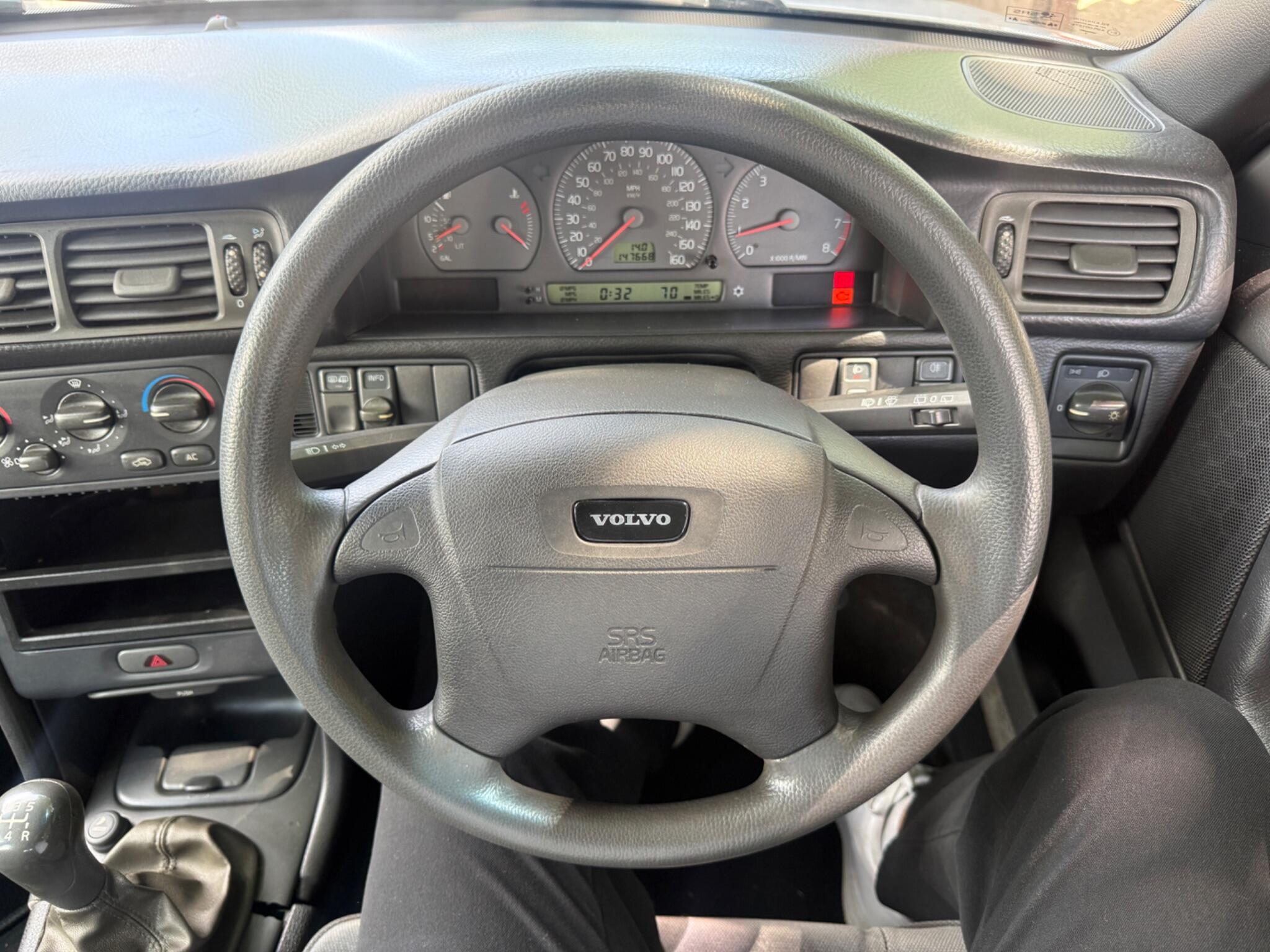 Volvo V70 - Image 19