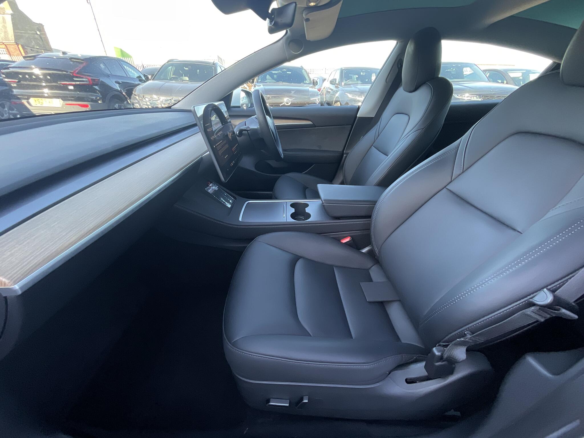 Tesla Model 3 view 18