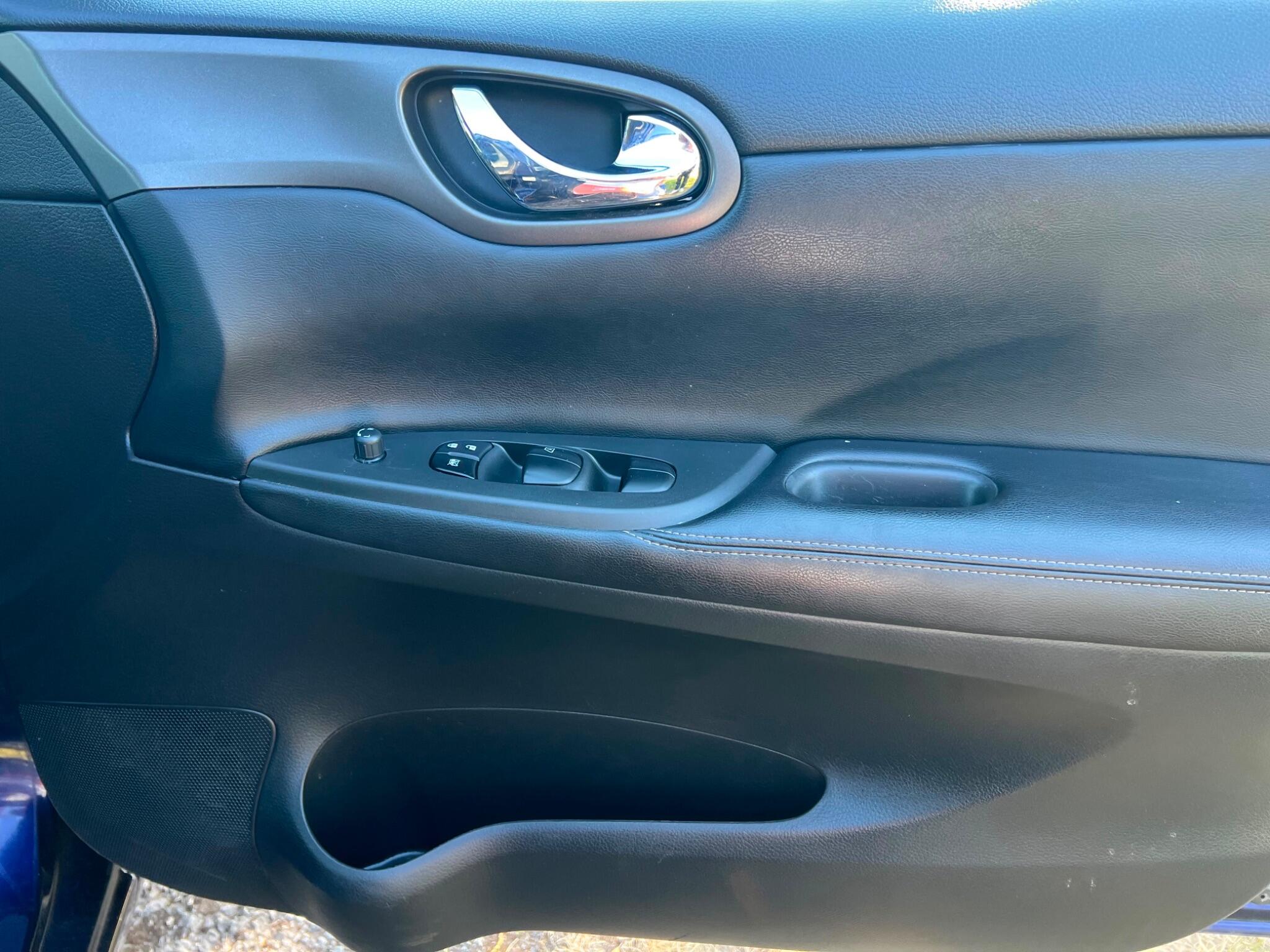 Nissan Pulsar view 15
