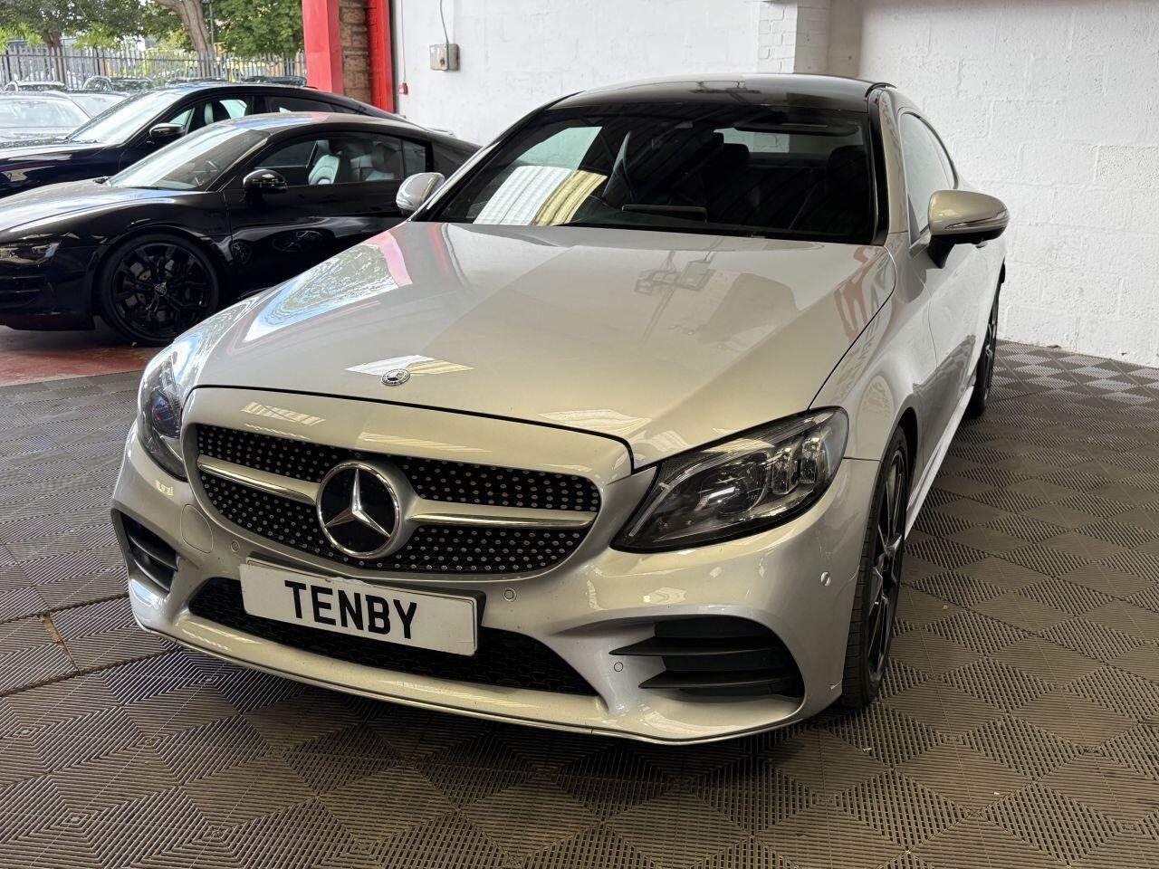 Mercedes-Benz C Class view 5