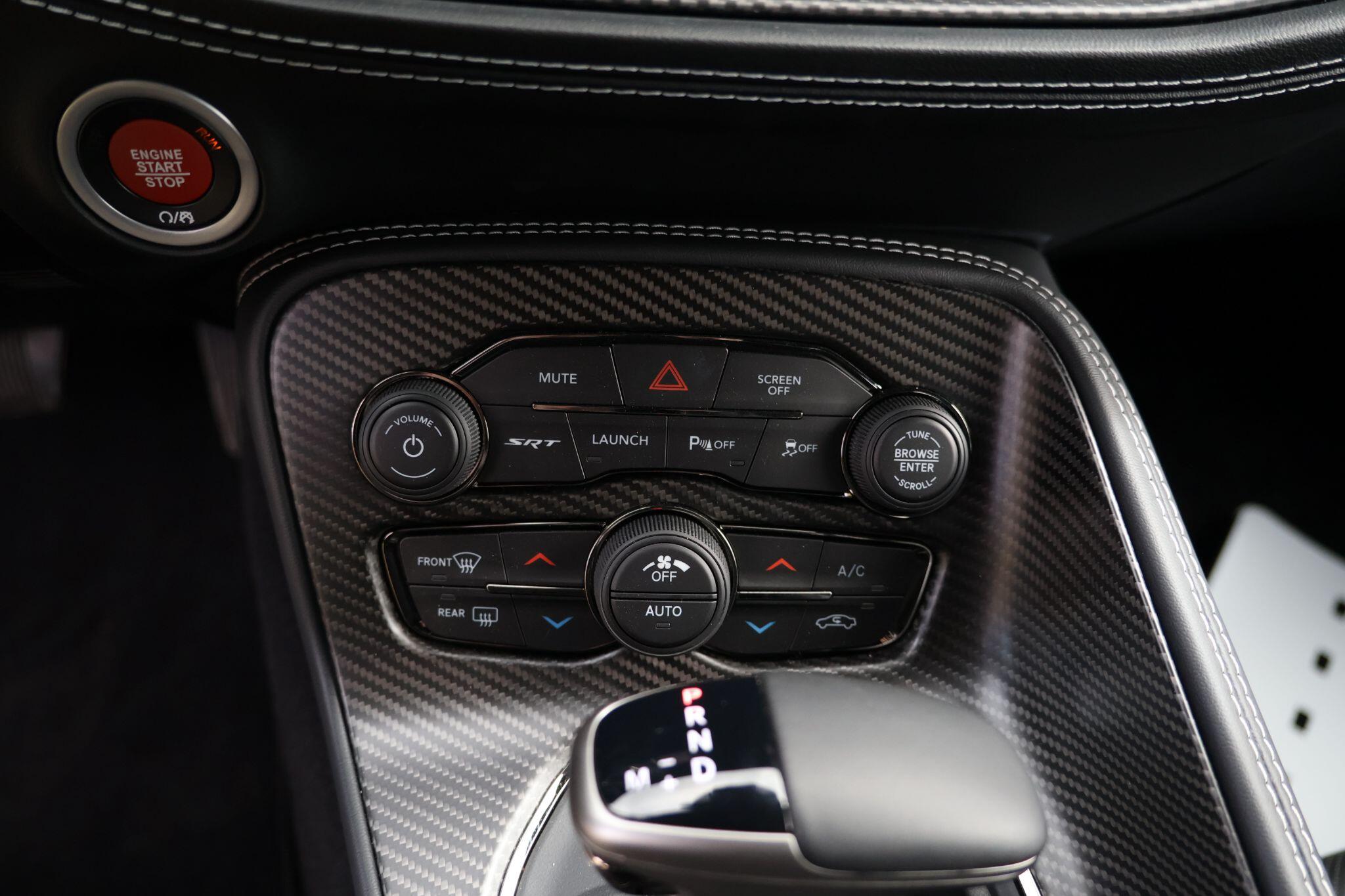 Dodge Challenger view 25