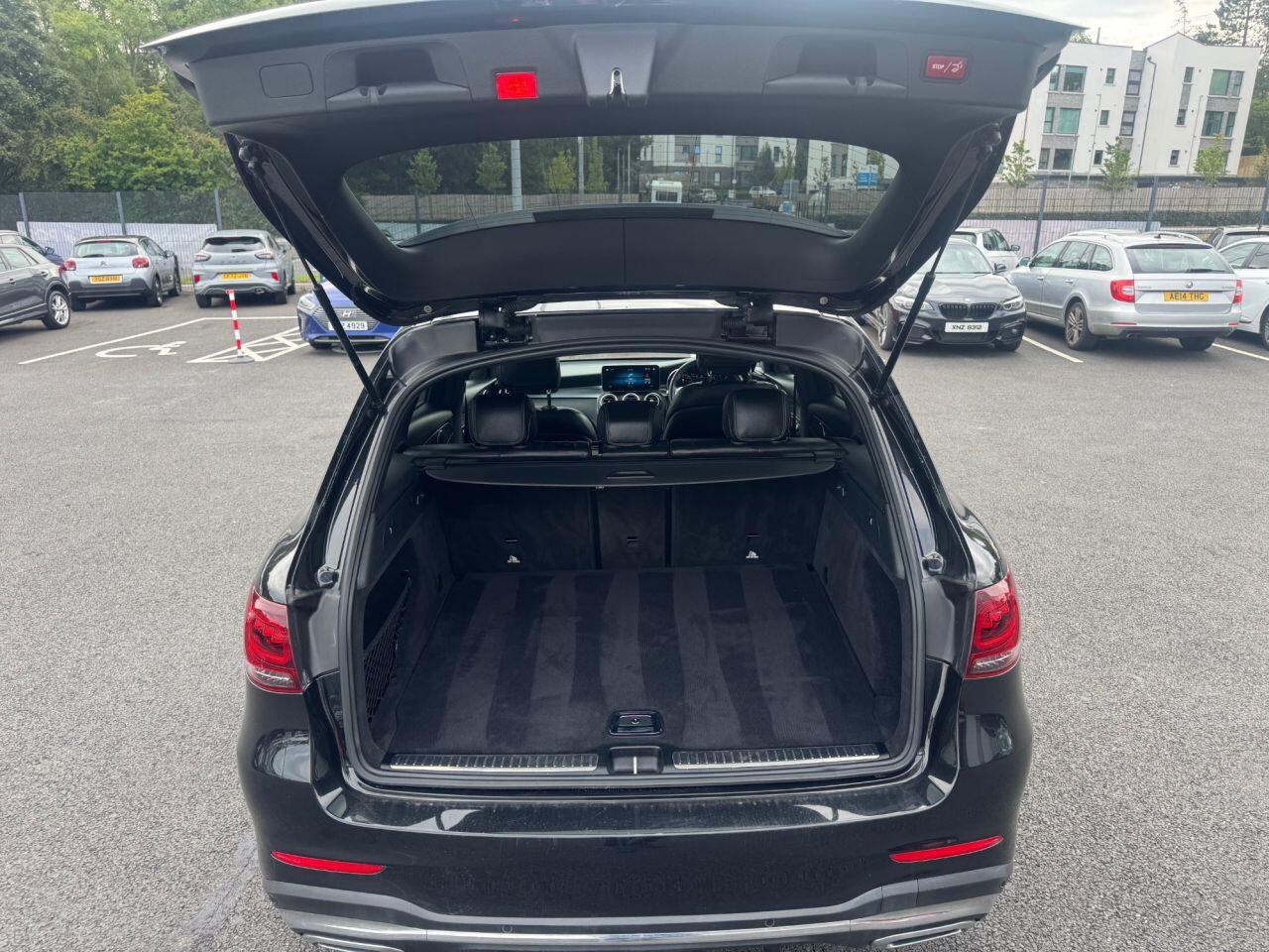 Mercedes-Benz GLC view 9